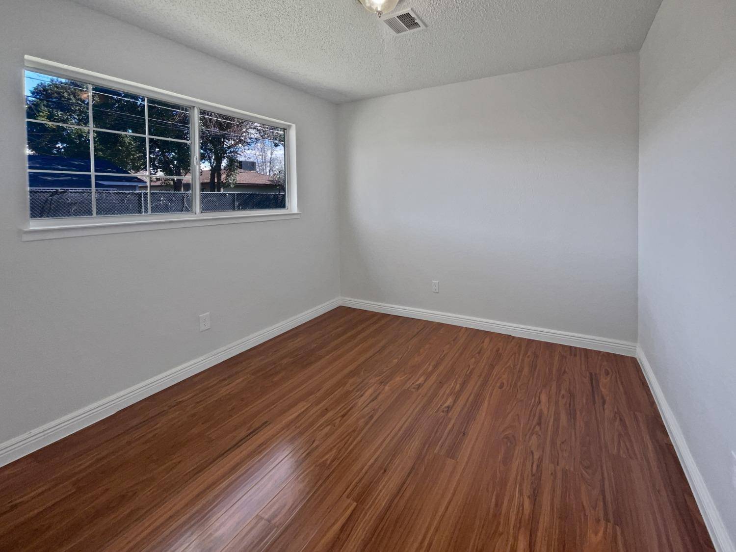 Sacramento, CA 95838,3304 Nareb ST