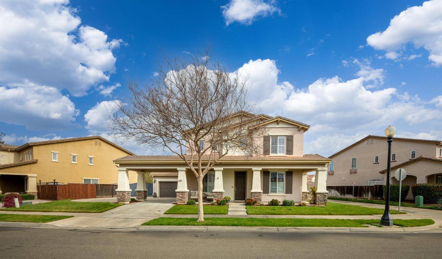 Oakdale, CA 95361,1808 Churchill Downs CIR