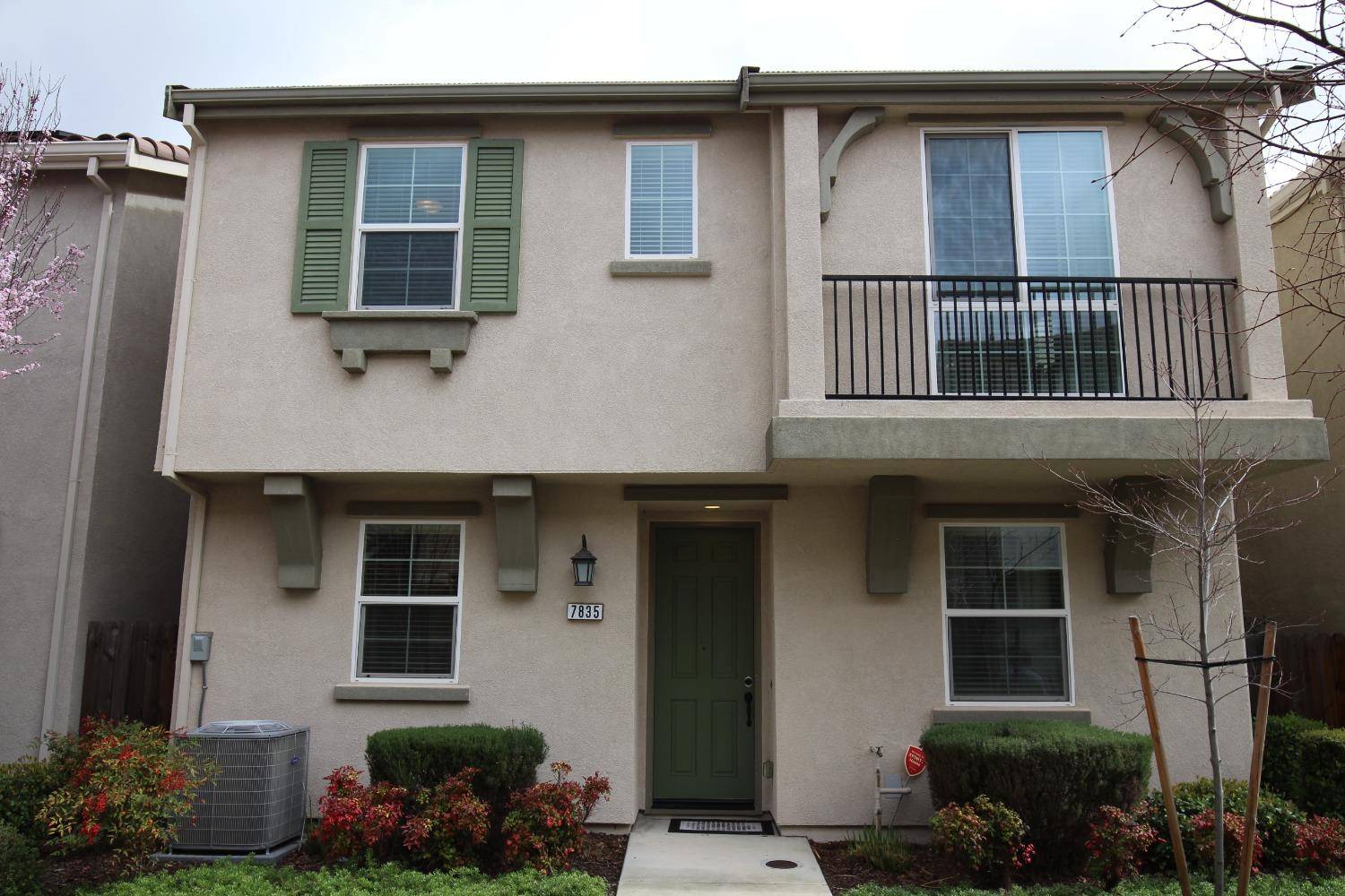 Sacramento, CA 95823,7835 Brizio WALK