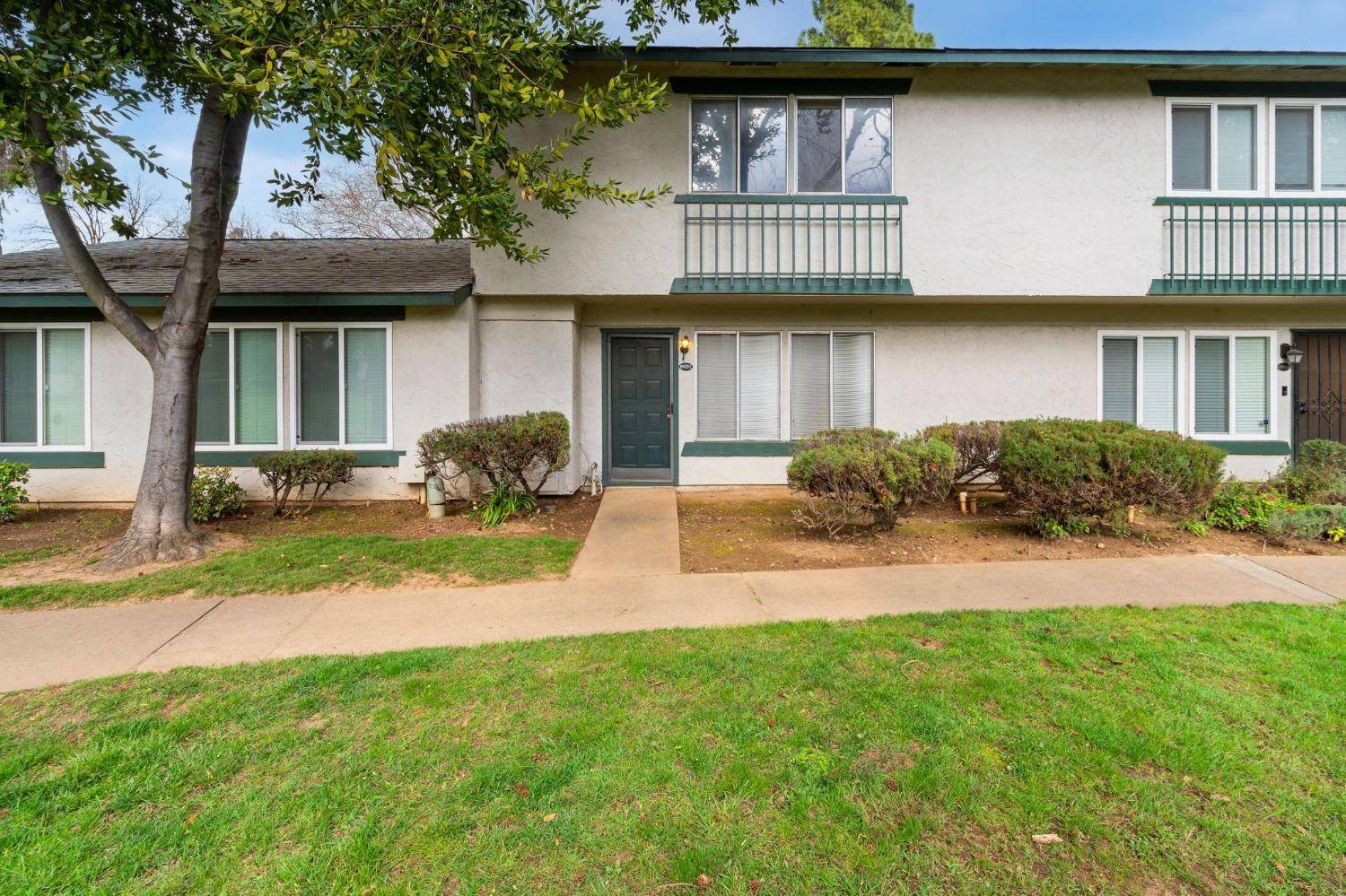 Sacramento, CA 95826,8908 Lanier WAY #C