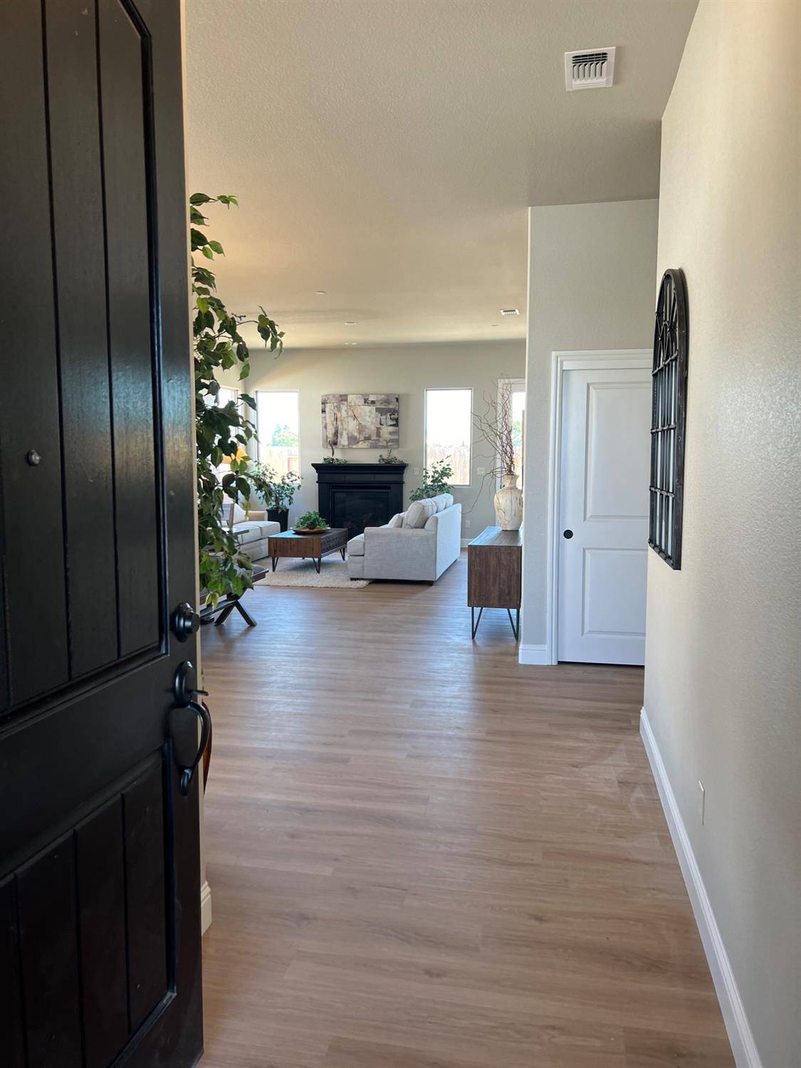 Hilmar, CA 95324,8726 N Privado CT