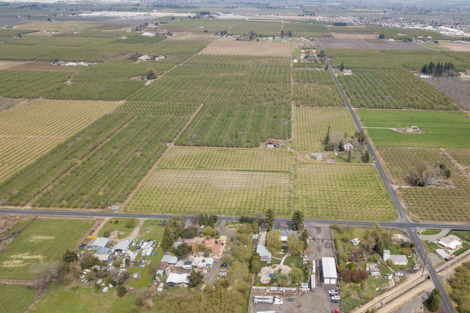 Hughson, CA 95326,3919 Mountain View RD