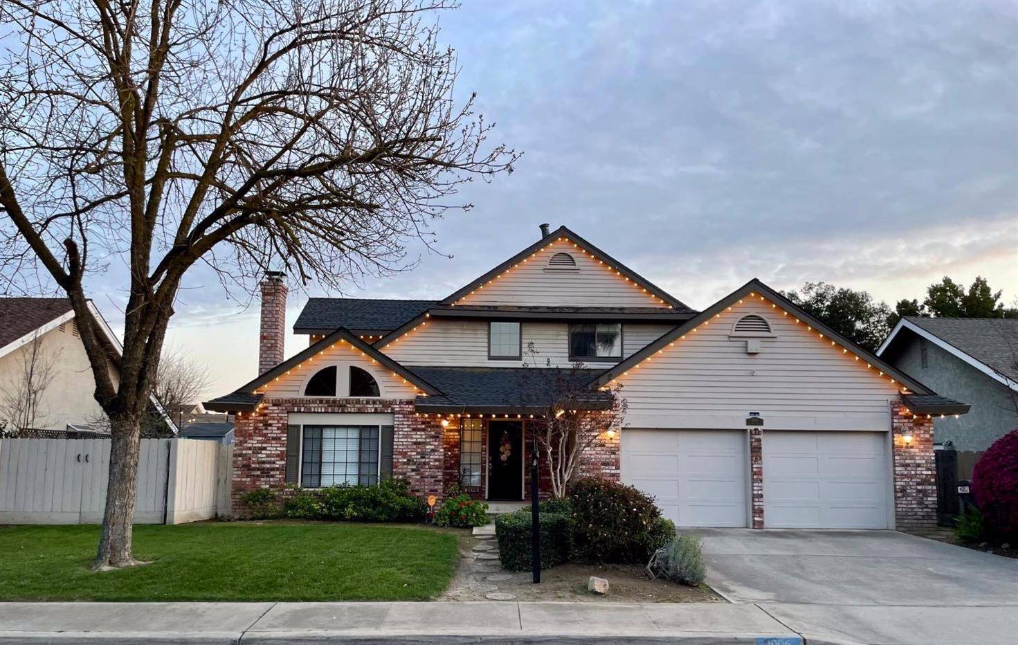 Turlock, CA 95382,1906 Peacock DR