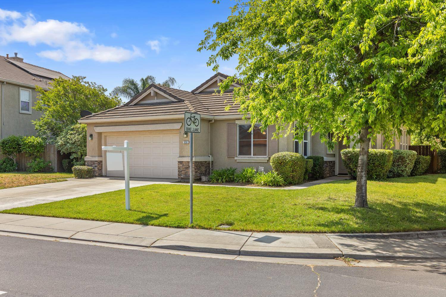 Manteca, CA 95337,936 Heartland DR
