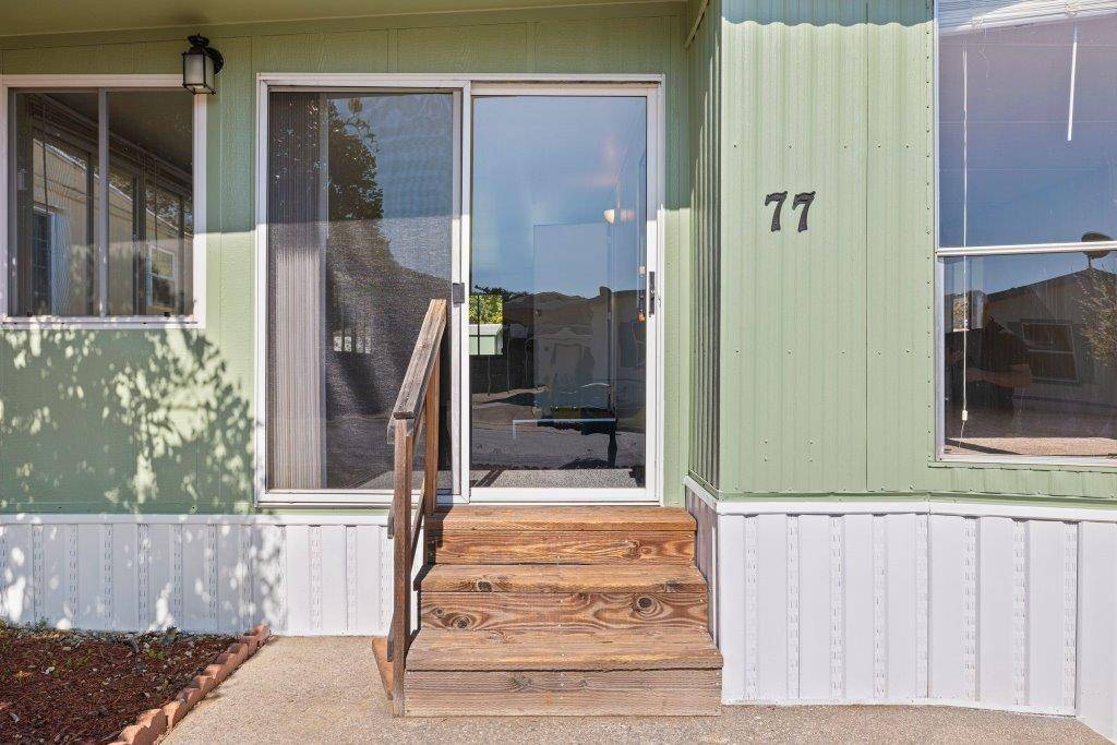 Loomis, CA 95650,4800 Auburn Folsom RD #77