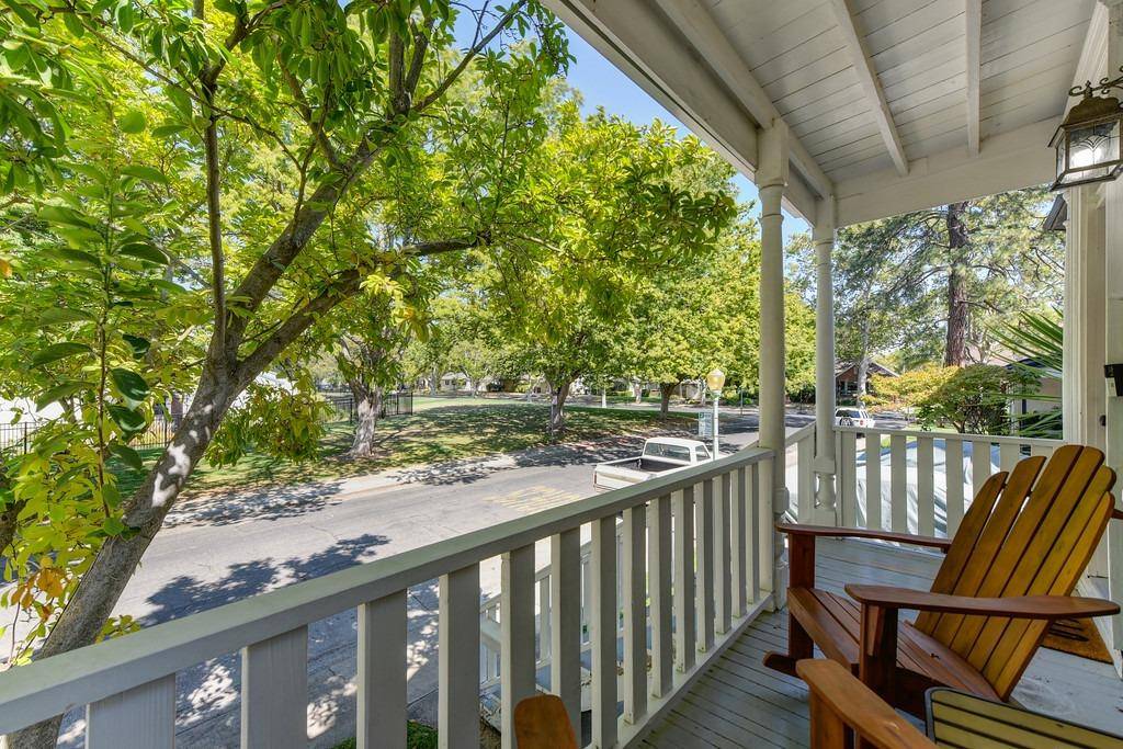 Sacramento, CA 95819,5320 N ST