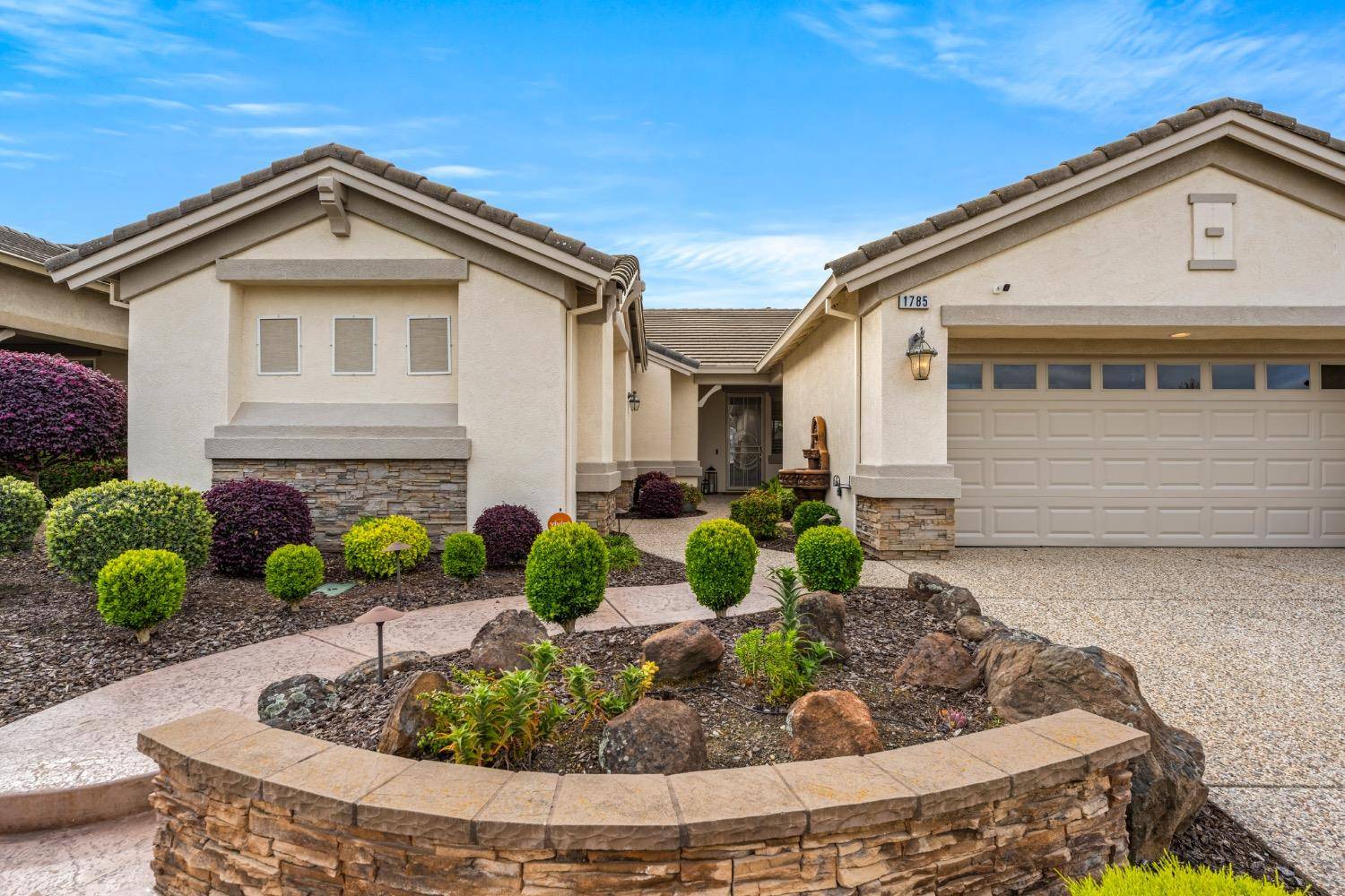 Lincoln, CA 95648,1785 Creekcrest LN