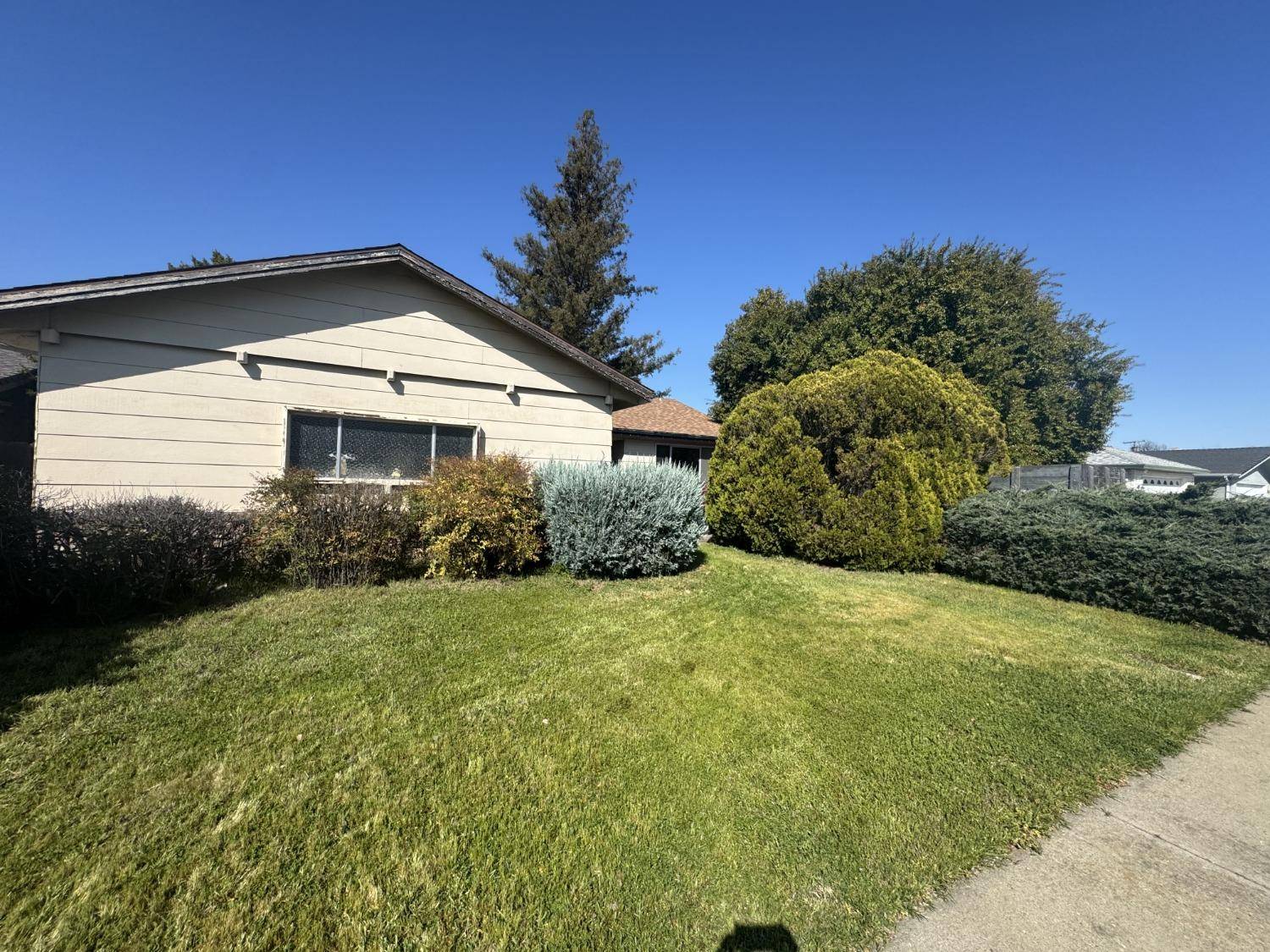 Lodi, CA 95242,1601 W Vine ST