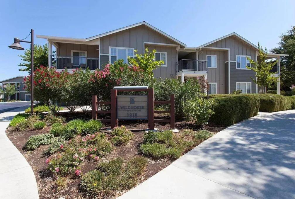 Davis, CA 95618,1818 Moore BLVD #103