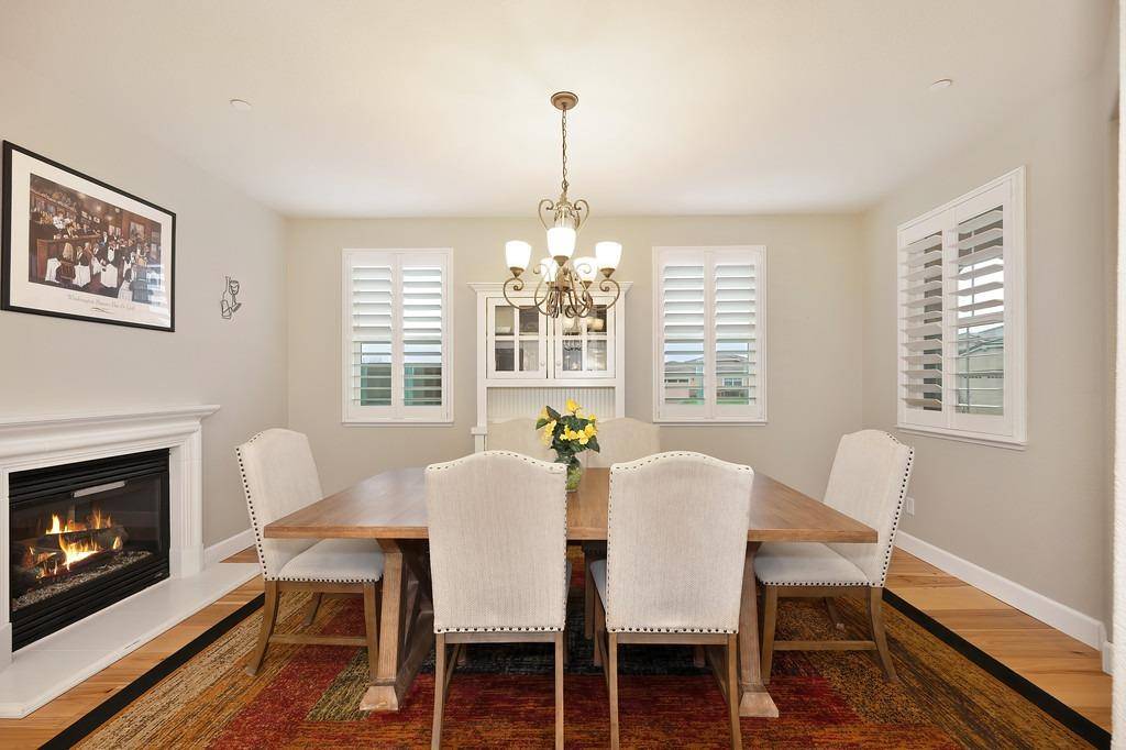 El Dorado Hills, CA 95762,300 Felton CT