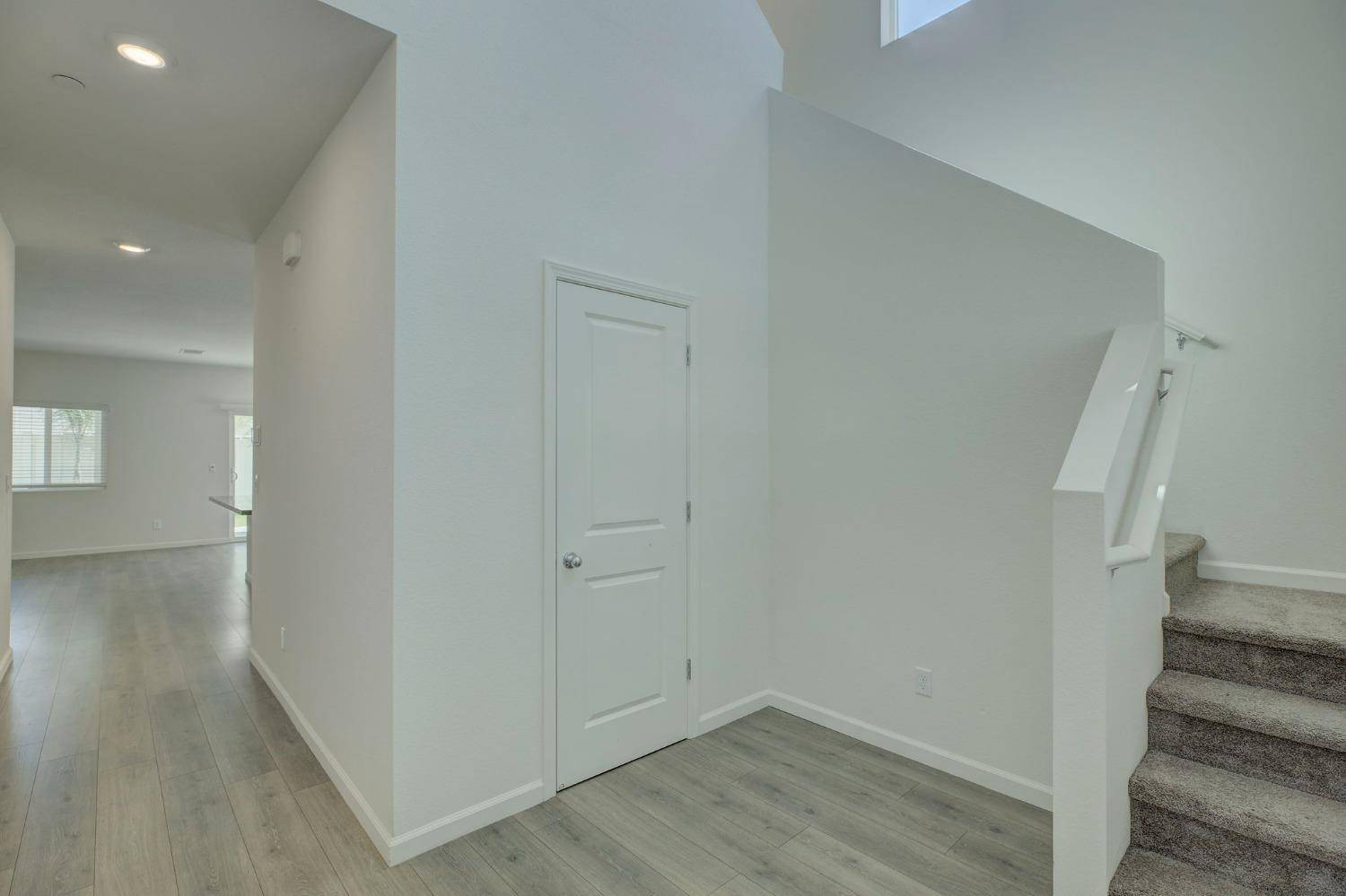 Antelope, CA 95843,2870 Oaksey WAY