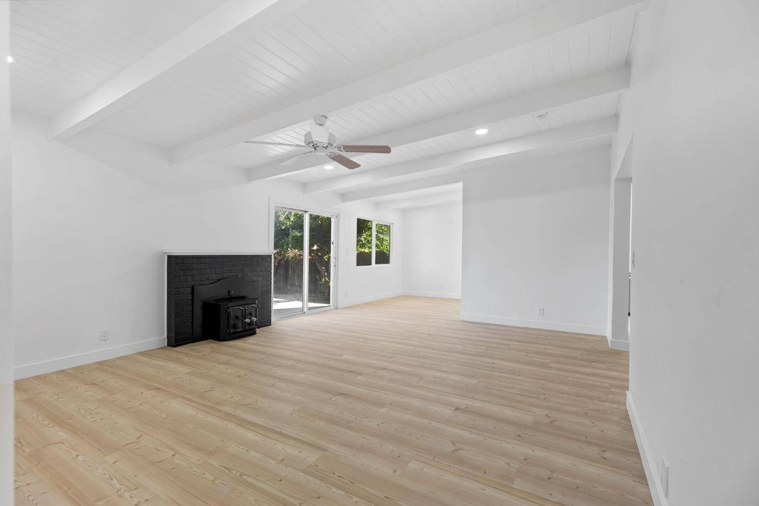 West Sacramento, CA 95691,3412 Greenmeadow AVE