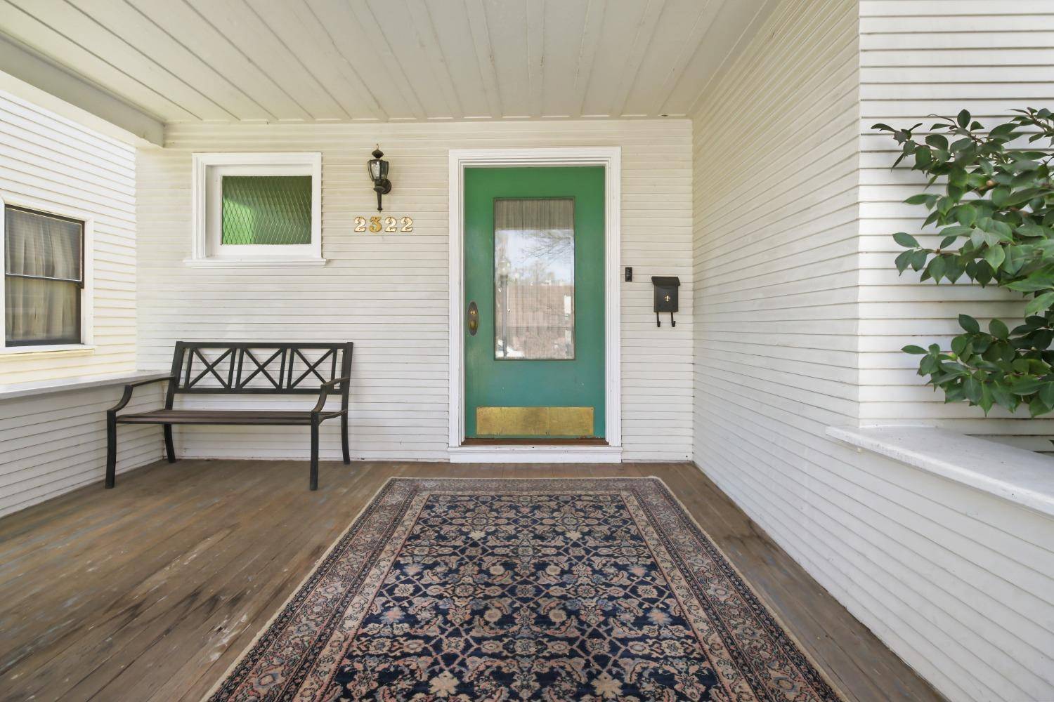 Sacramento, CA 95816,2322 I ST