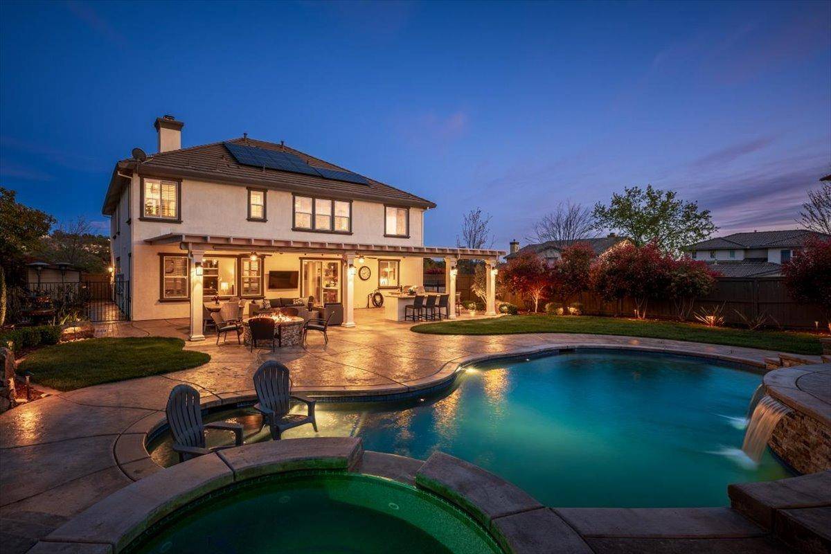El Dorado Hills, CA 95762,7112 Hearst DR