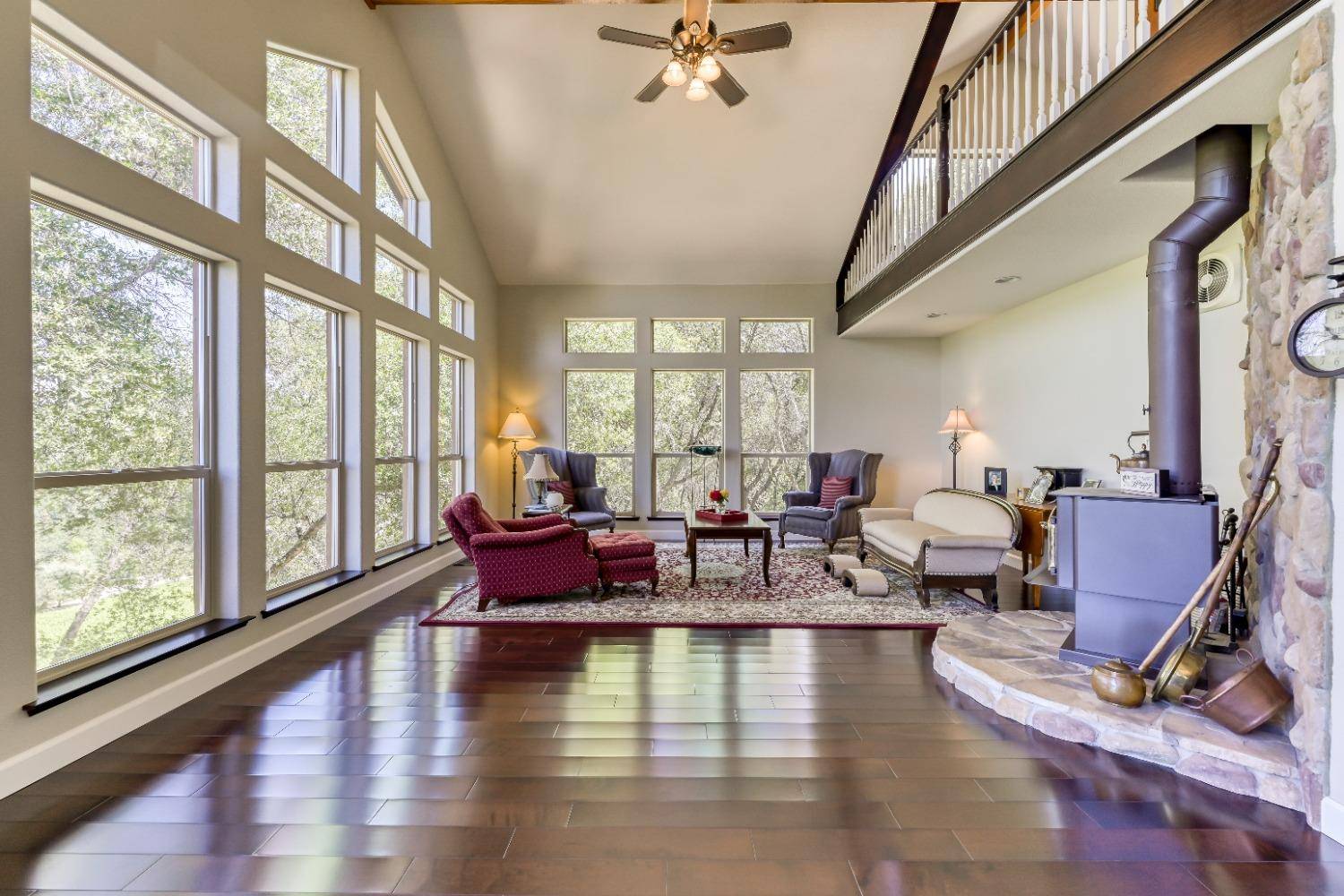 Placerville, CA 95667,5660 Vineyard LN