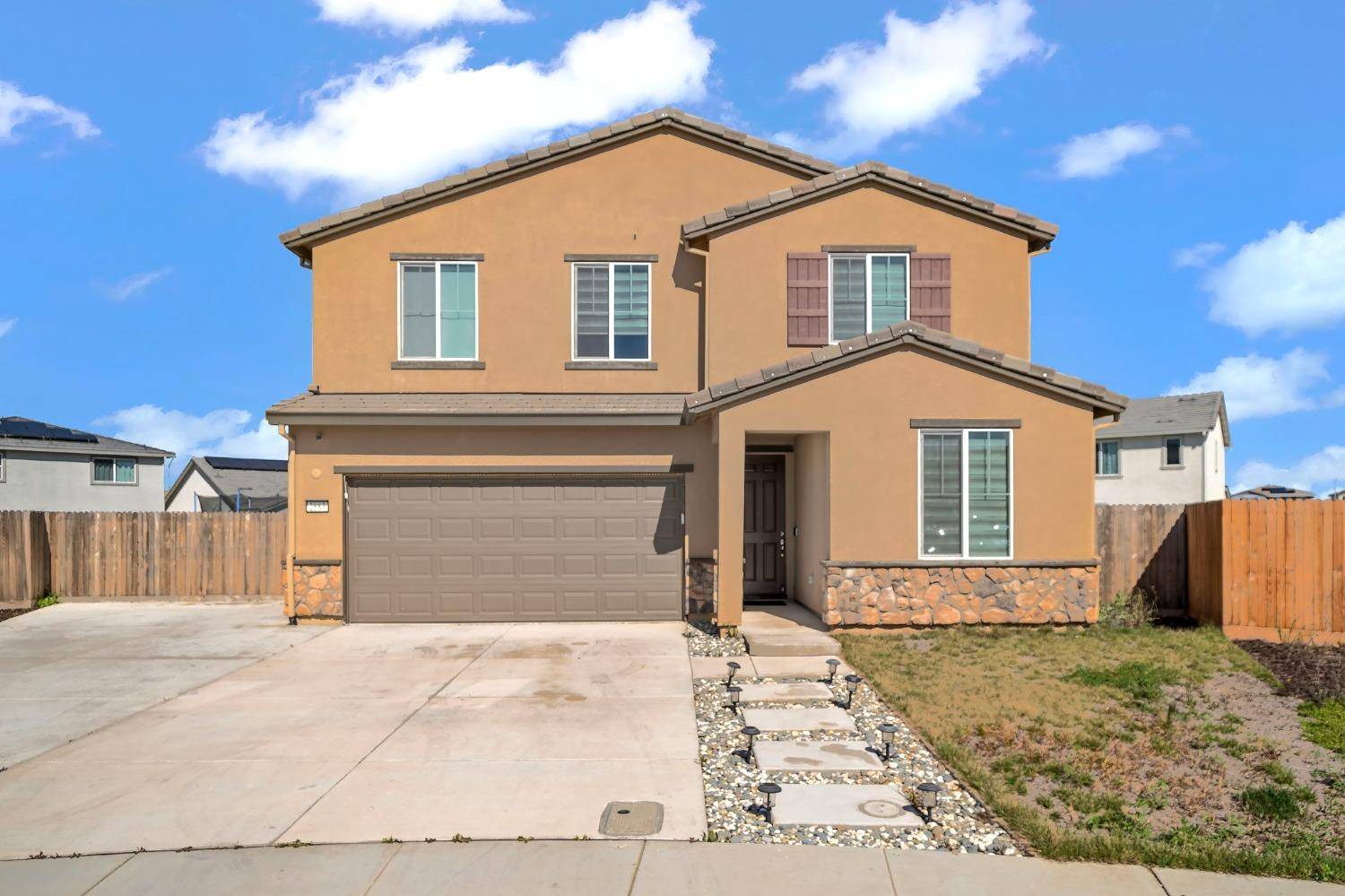 Manteca, CA 95337,2883 Pixley CT