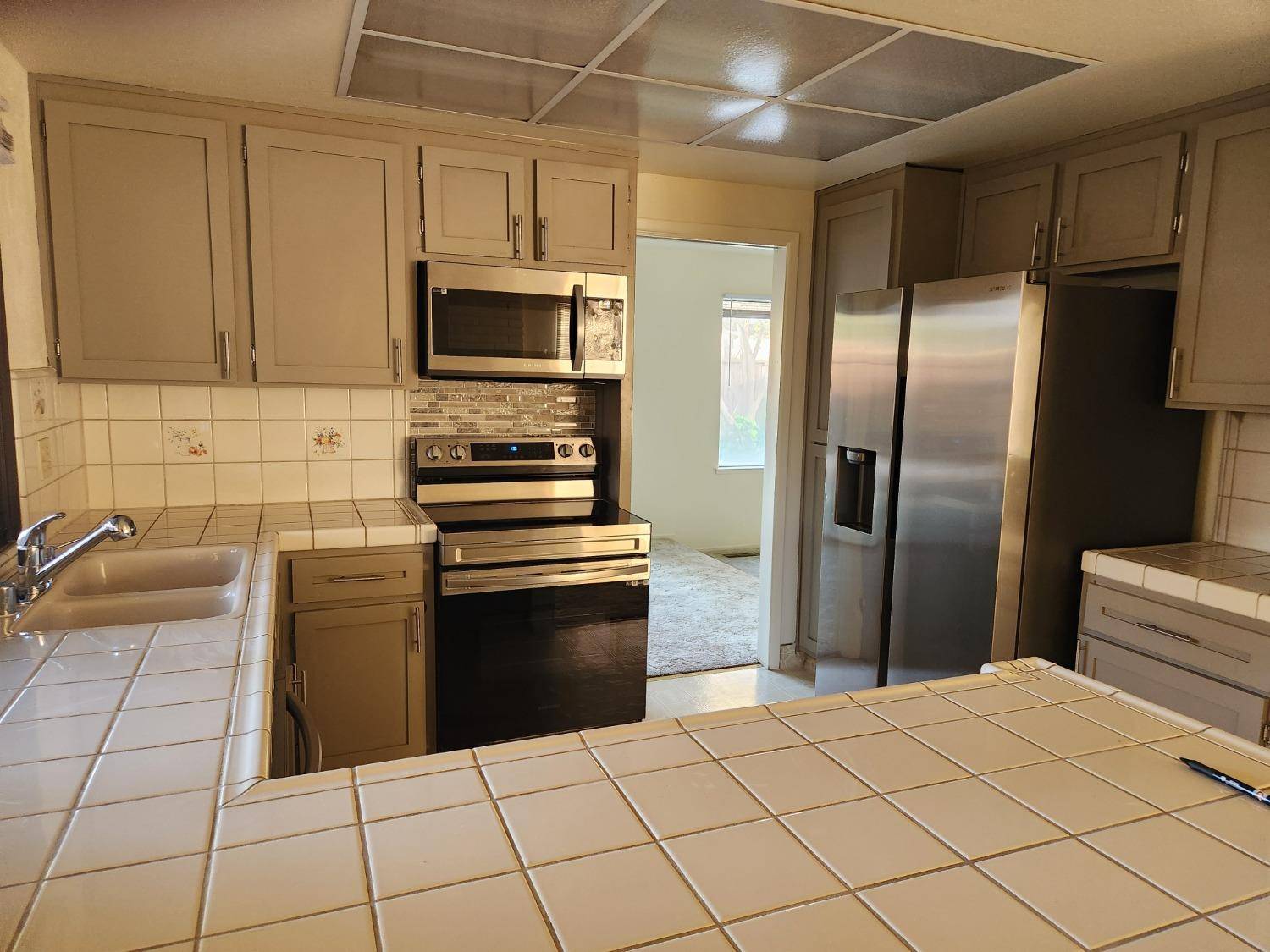 Modesto, CA 95356,3704 Corte Madera AVE