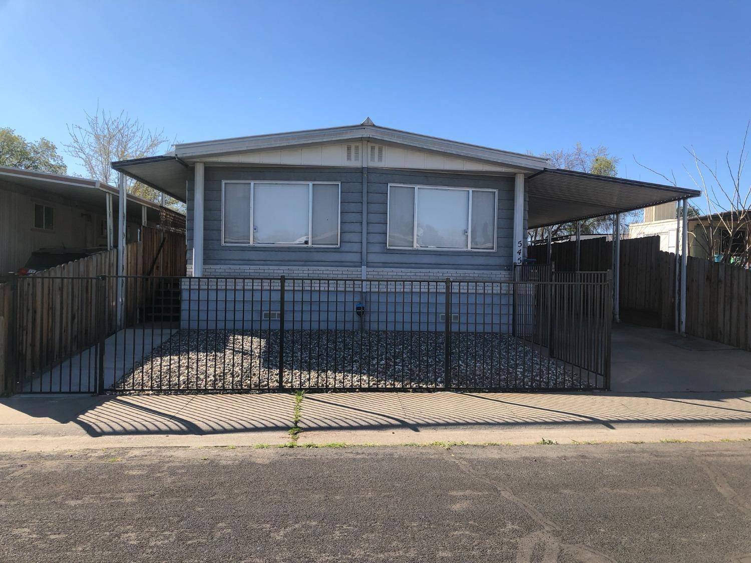Roseville, CA 95747,545 Vandenberg CIR