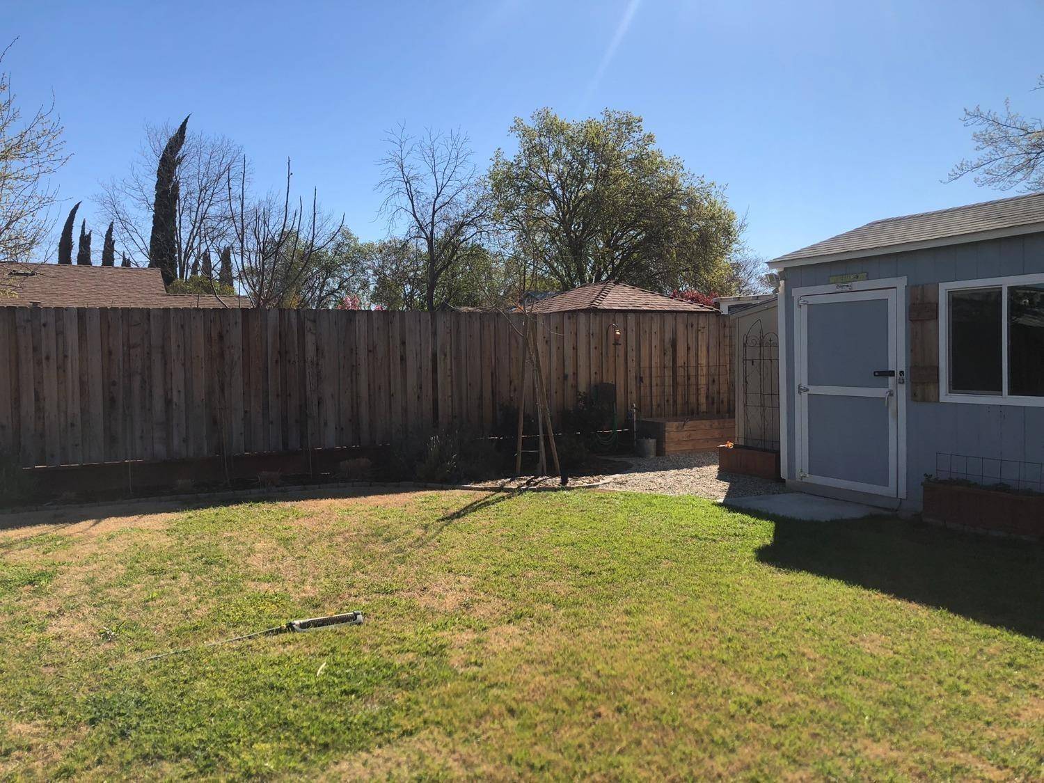 Roseville, CA 95747,545 Vandenberg CIR