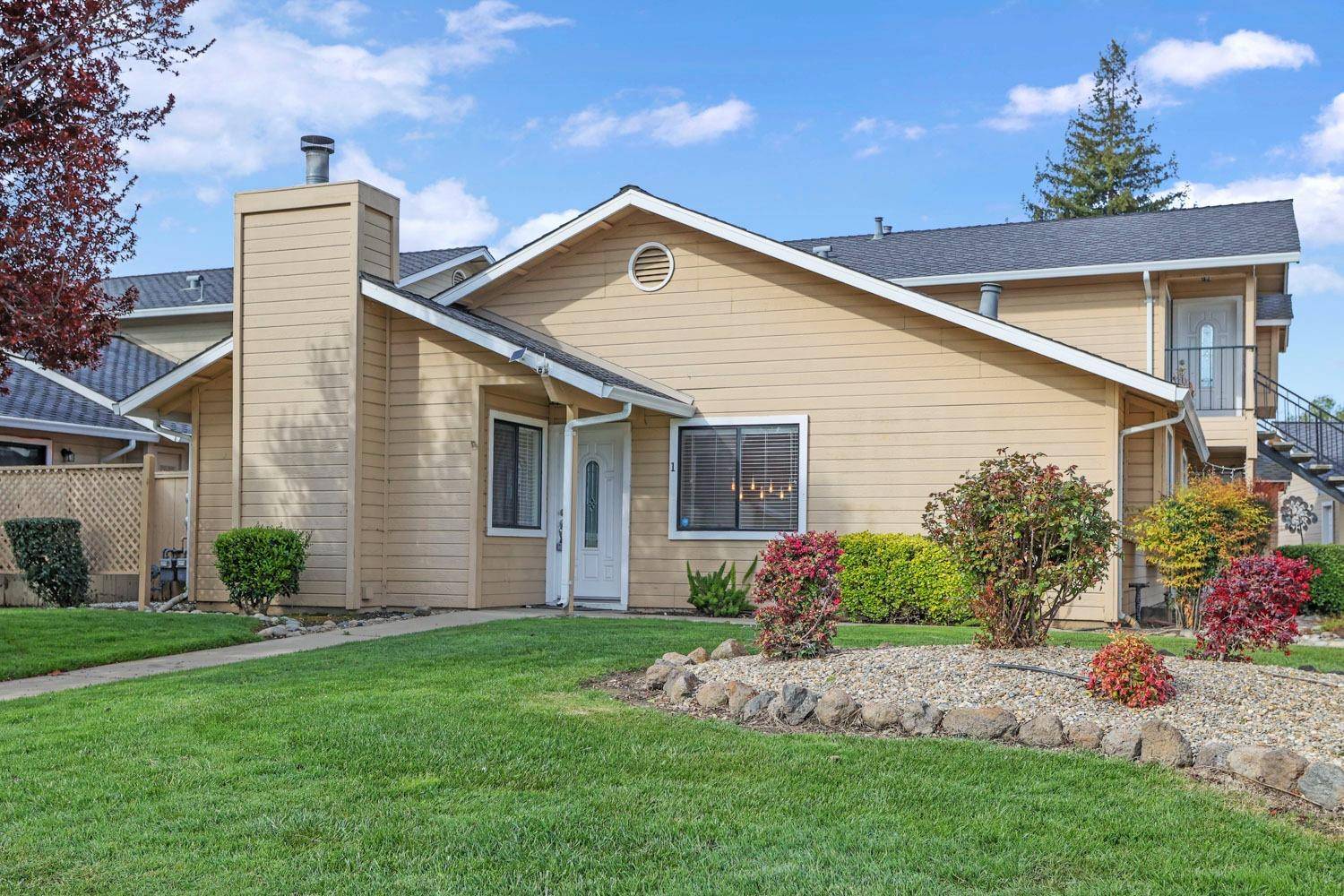Lodi, CA 95242,1907 S Mills AVE #1