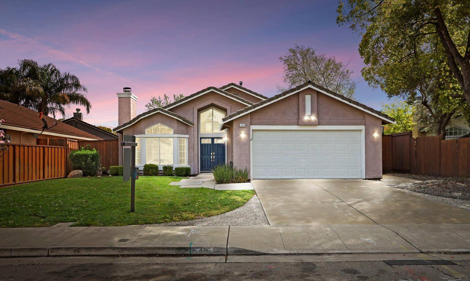 Tracy, CA 95376,540 Mosswood CT