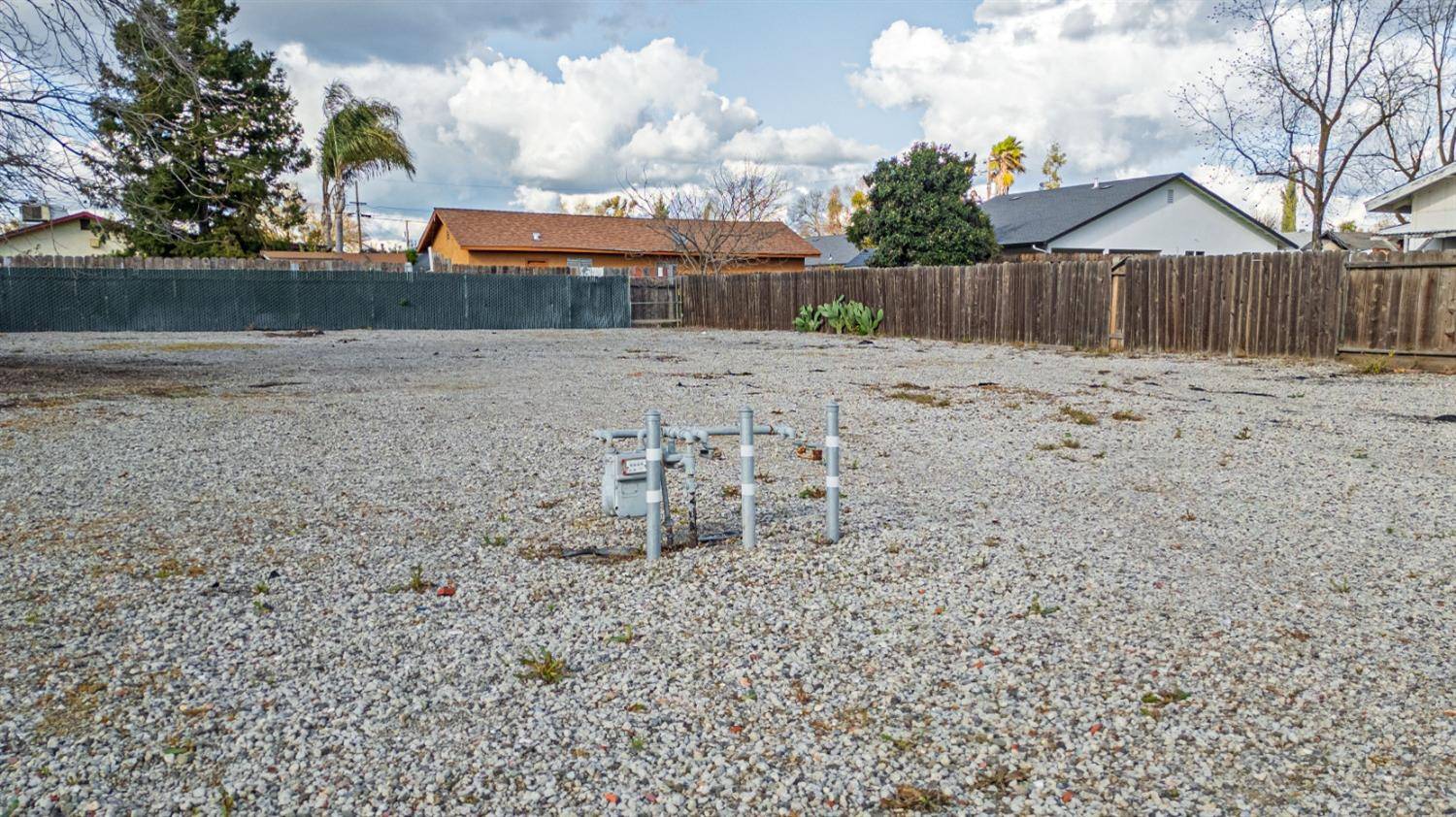 Riverbank, CA 95367,3711 Nevada AVE