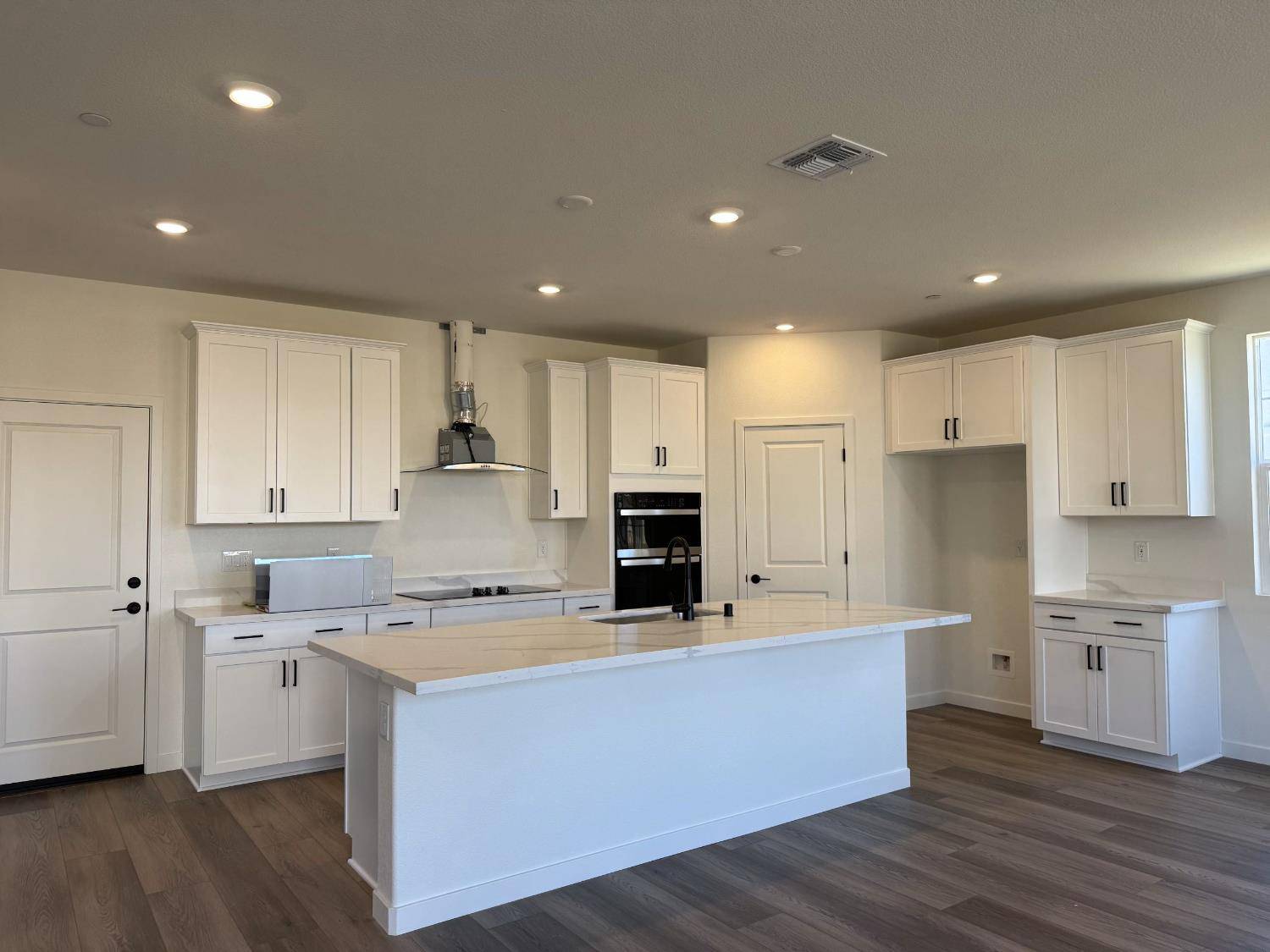 Elk Grove, CA 95757,8528 Kissa CIR