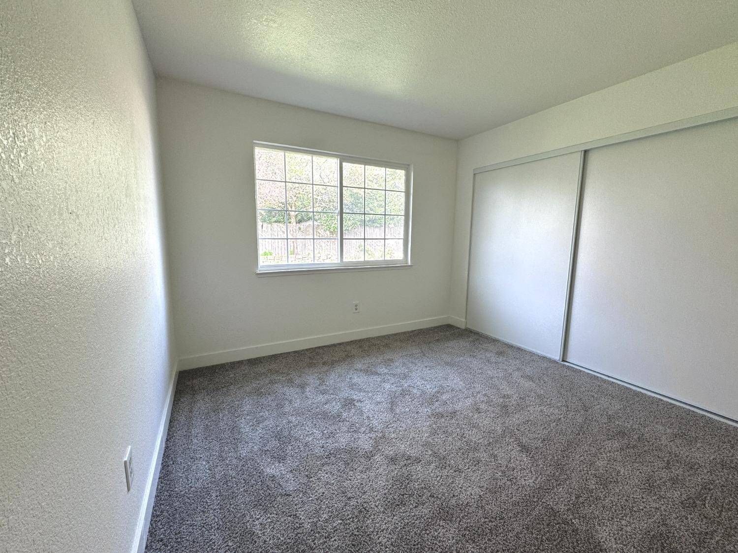 Sacramento, CA 95828,7224 Fletcher Farm DR