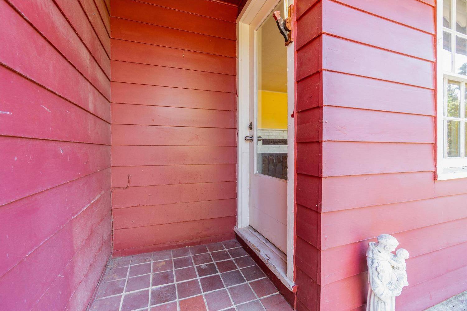 Colfax, CA 95713,23470 Tokayana WAY
