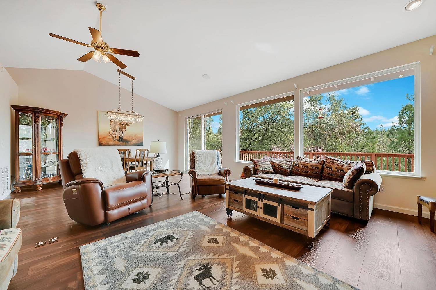 Jackson, CA 95642,19010 Golden Oaks CT