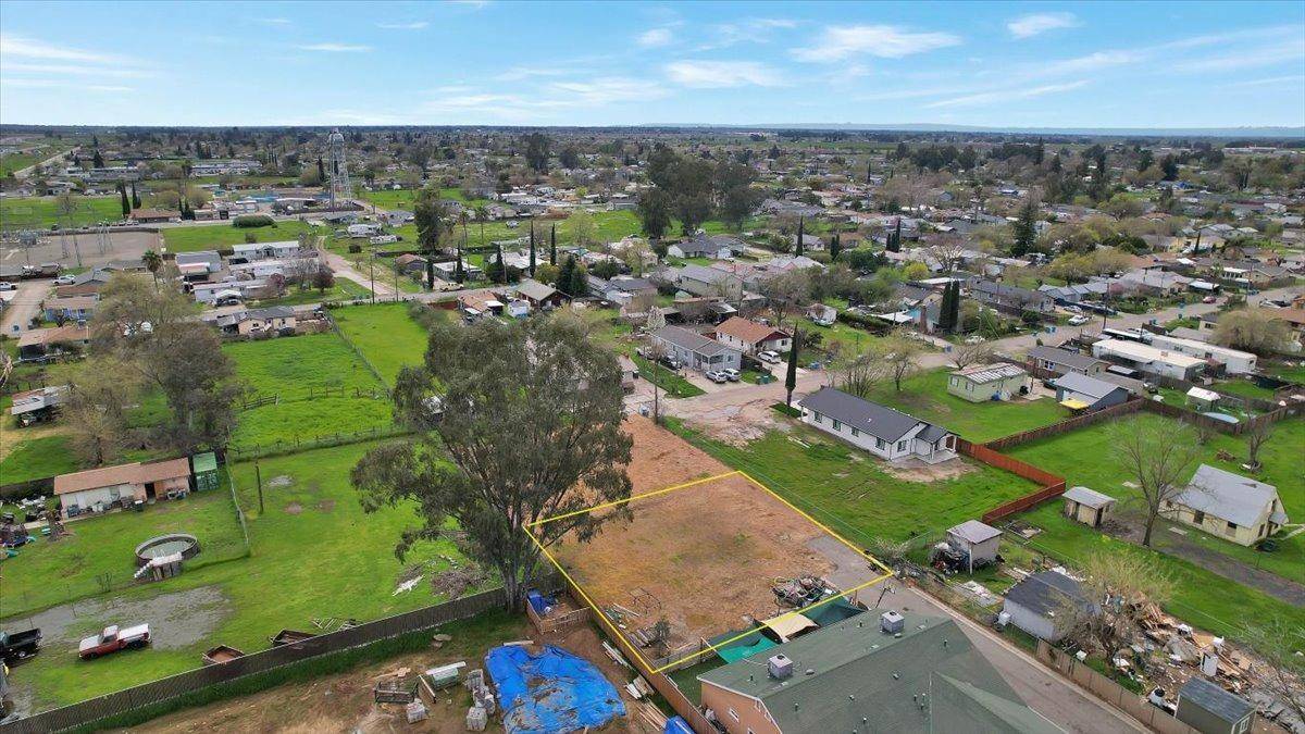 Olivehurst, CA 95961,3 7th Ave