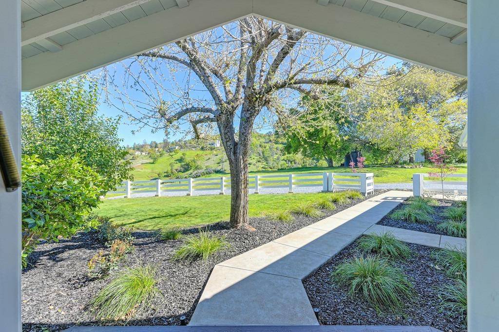 Auburn, CA 95603,2520 Country LN