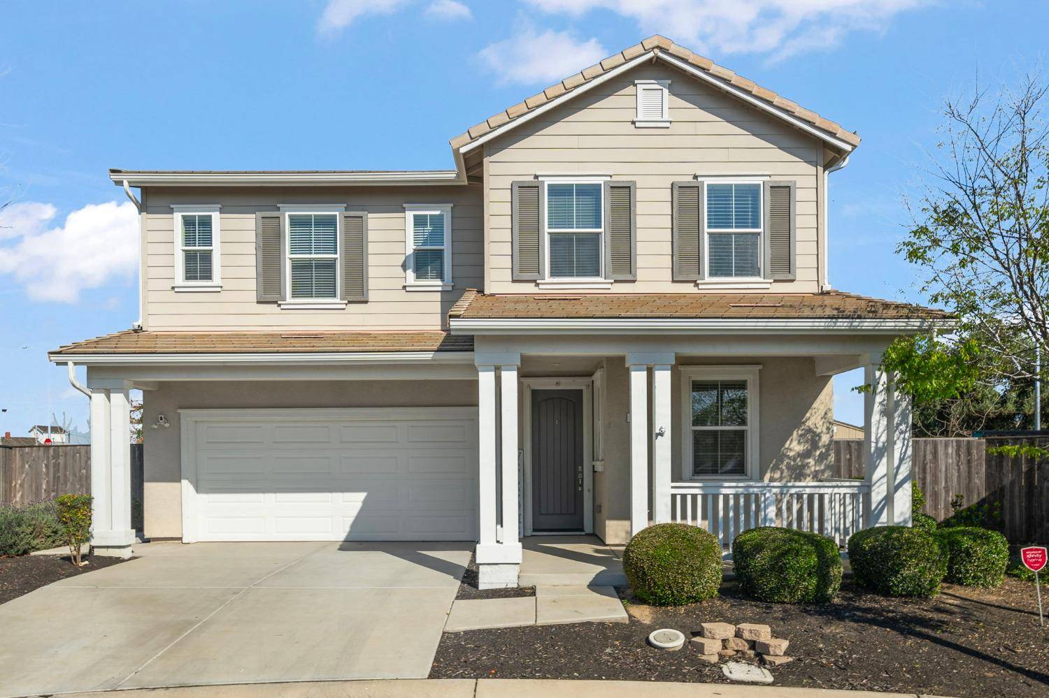 Lodi, CA 95242,1207 Cabernet CT