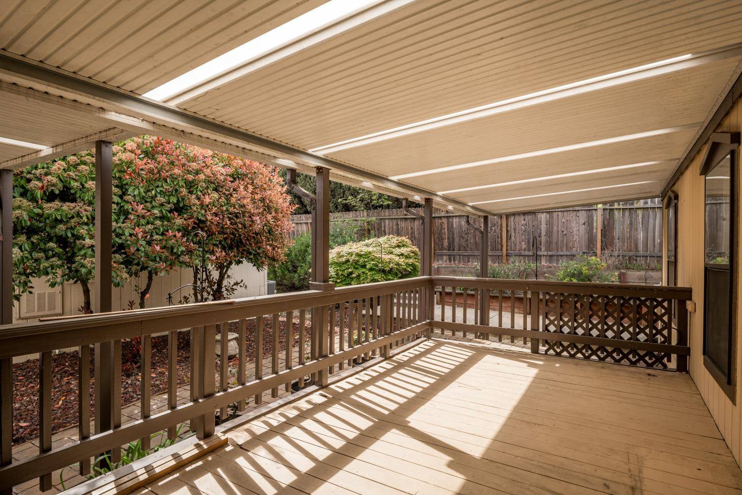 Roseville, CA 95678,284 Lafayette DR