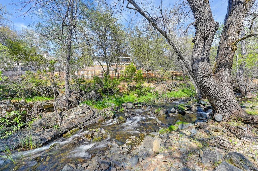 El Dorado Hills, CA 95762,2346 Loch WAY