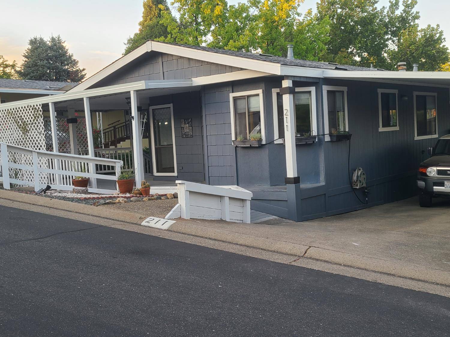 Diamond Springs, CA 95619,4390 Patterson DR #211