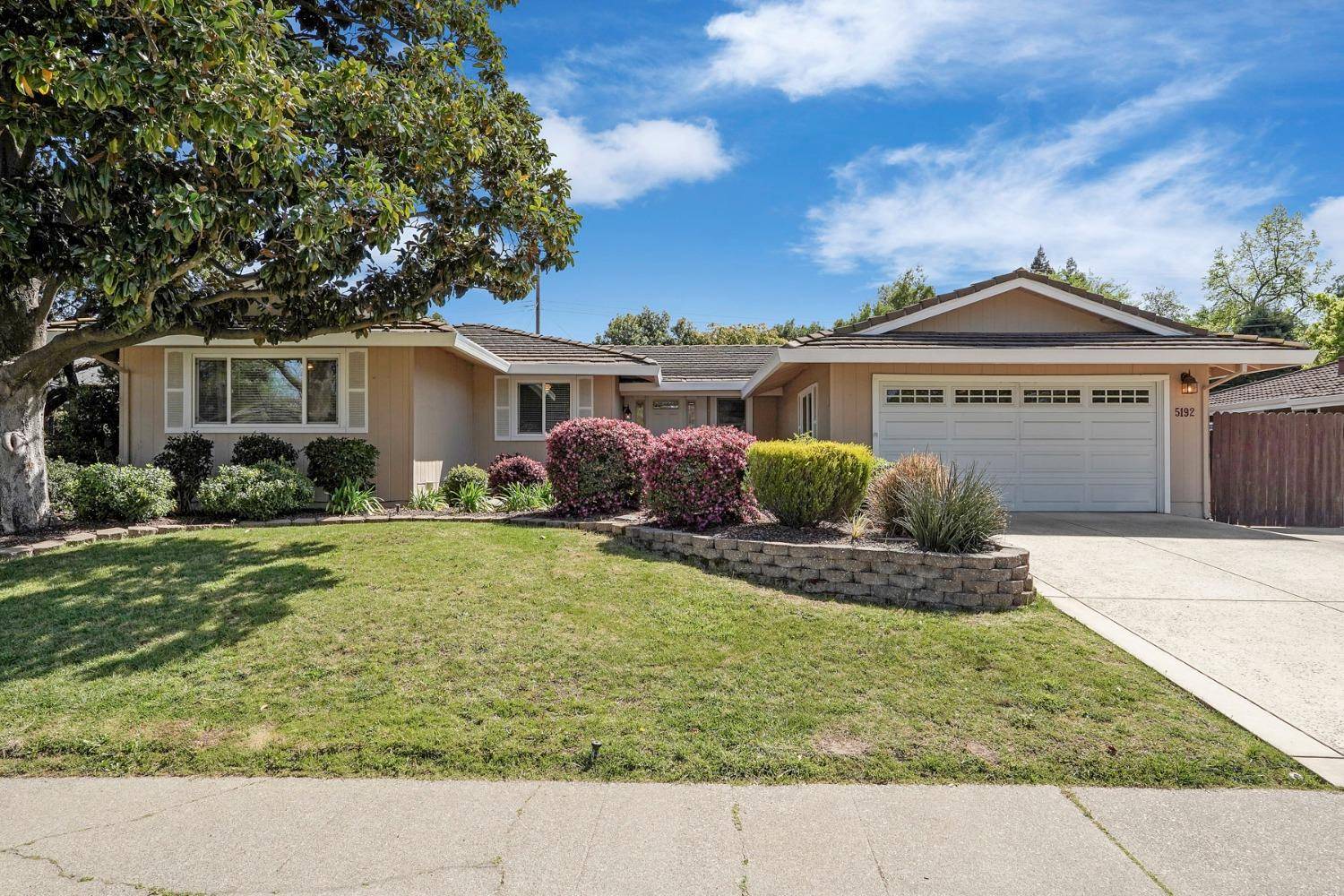 Fair Oaks, CA 95628,5192 Ridgegate WAY