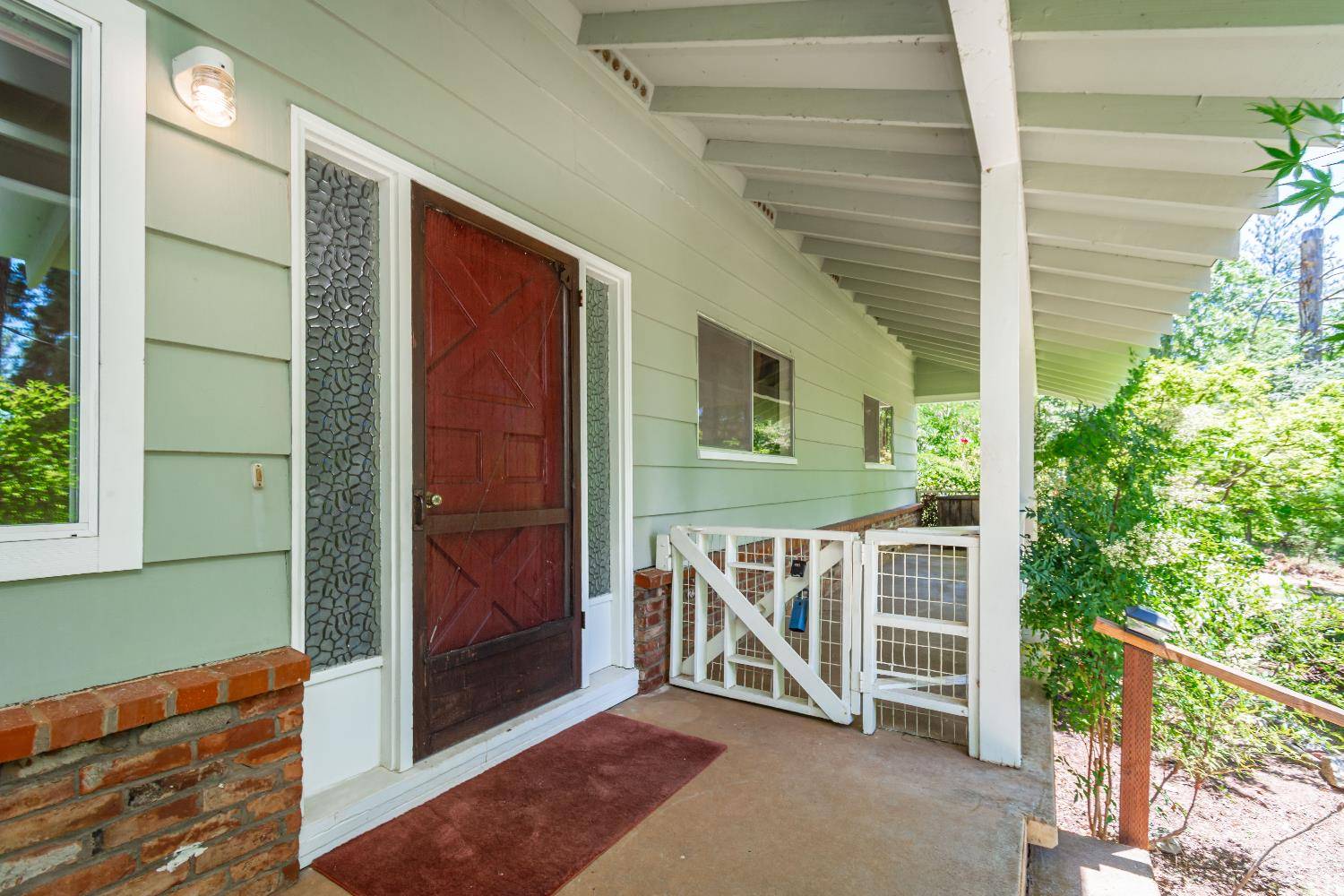 Grass Valley, CA 95945,320 Hubbard RD