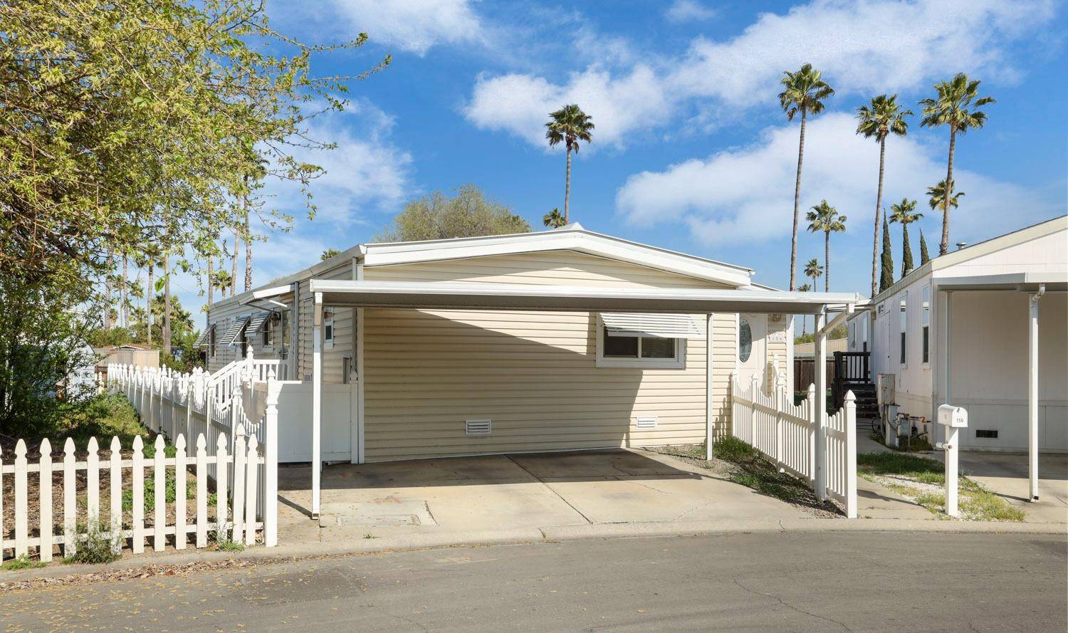 Tracy, CA 95376,2929 N MacArthur DR #156
