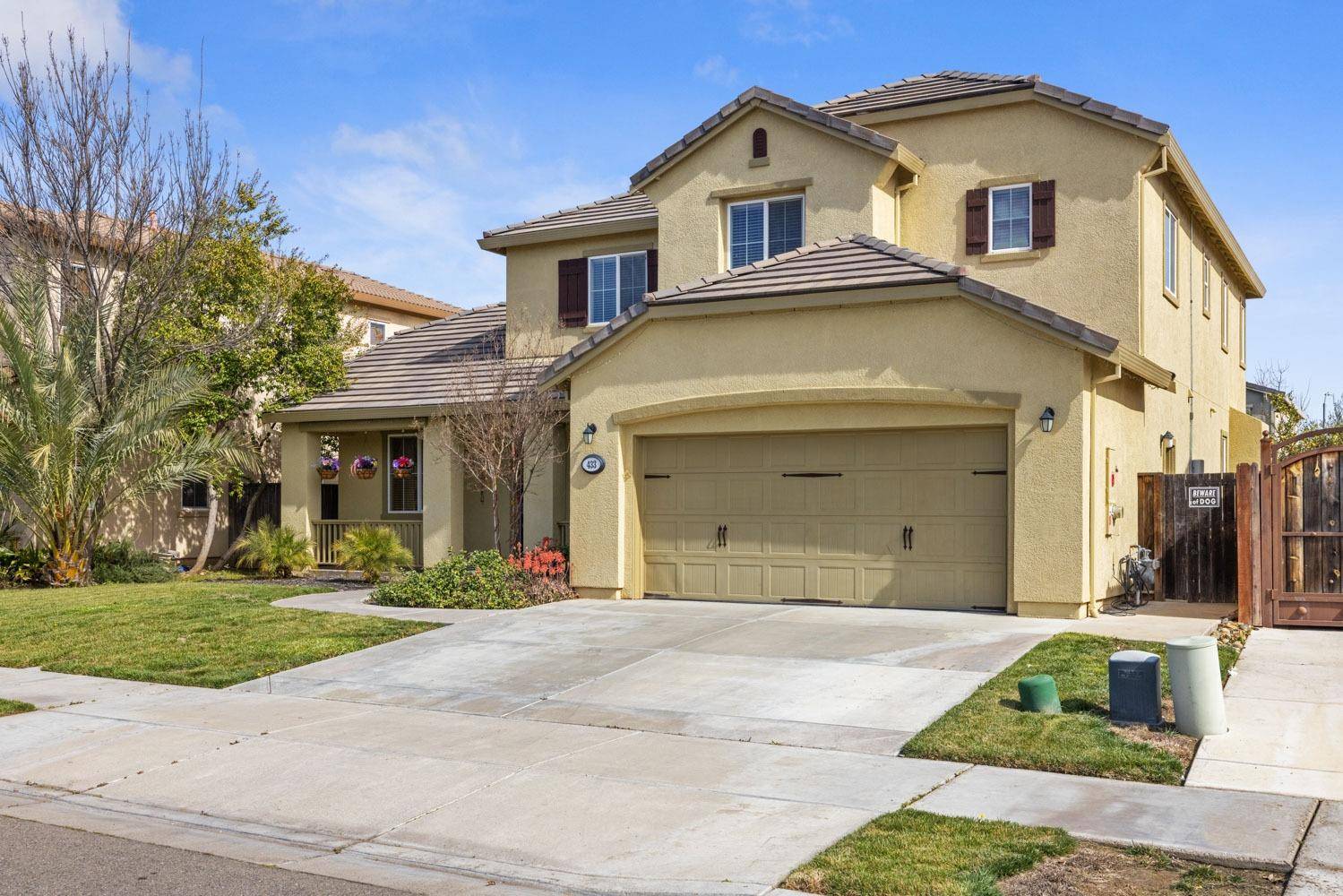 Newman, CA 95360,433 Red Lion WAY