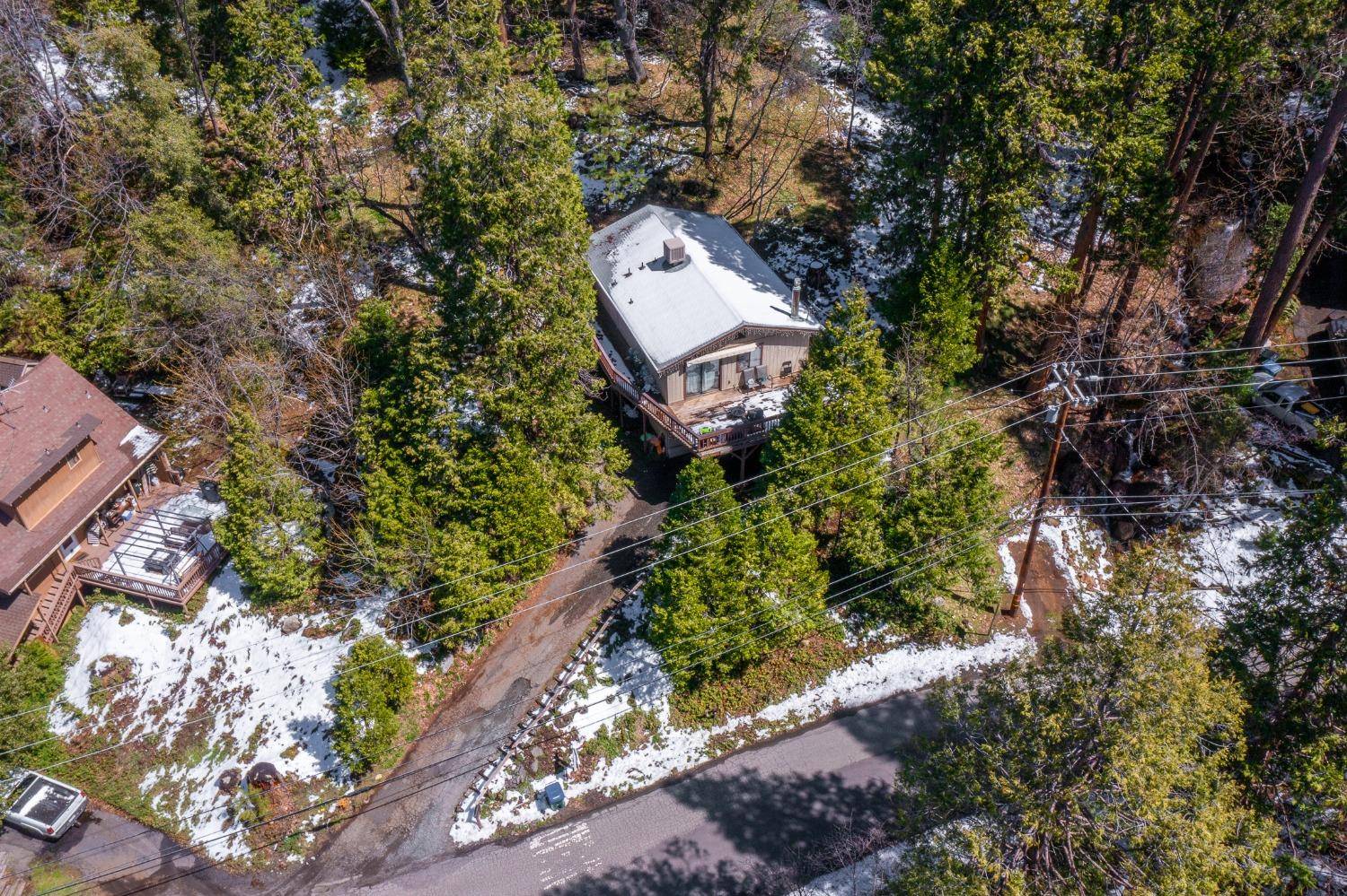 Twain Harte, CA 95383,23589 Lakewood DR