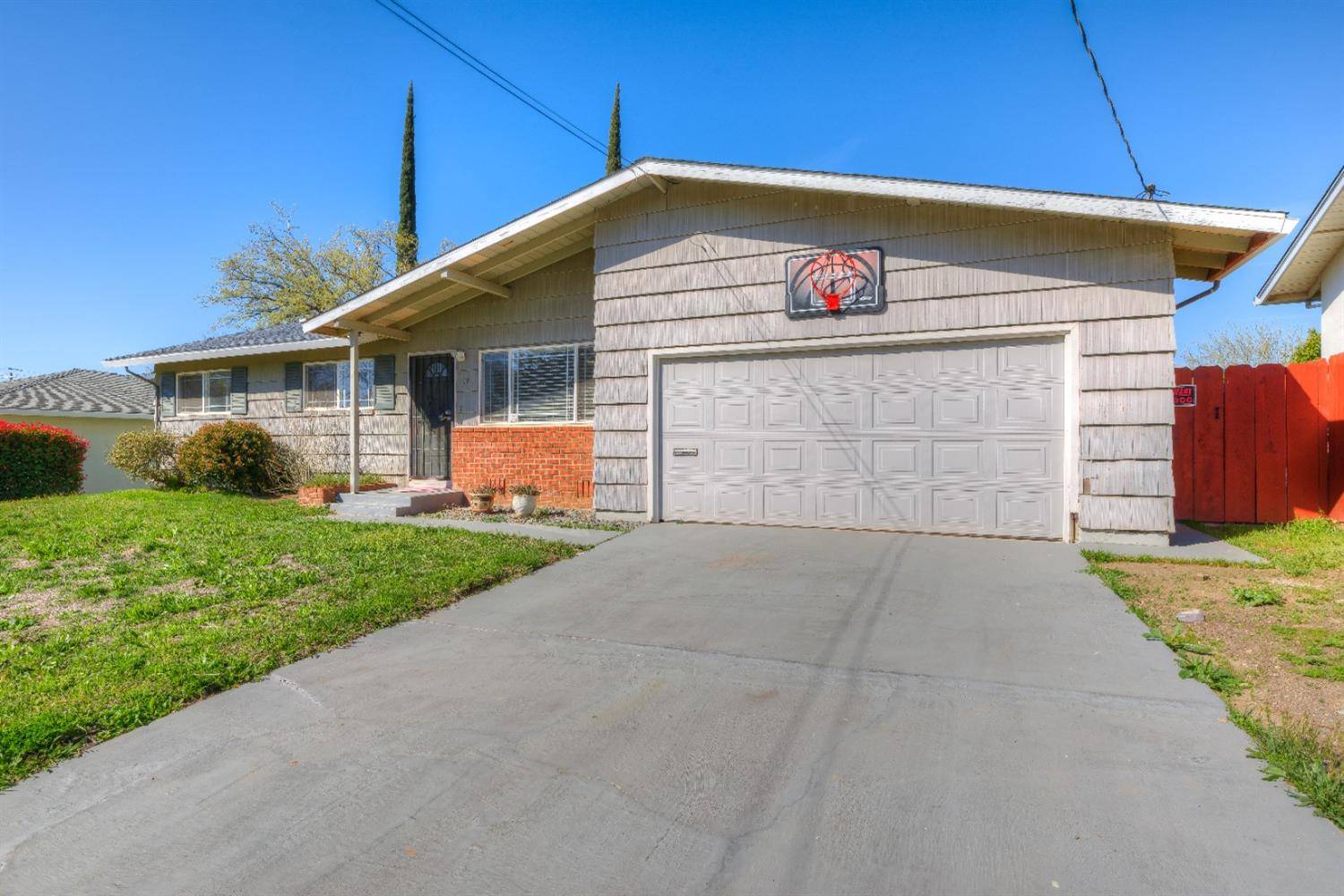 Oroville, CA 95966,19 Regent Loop
