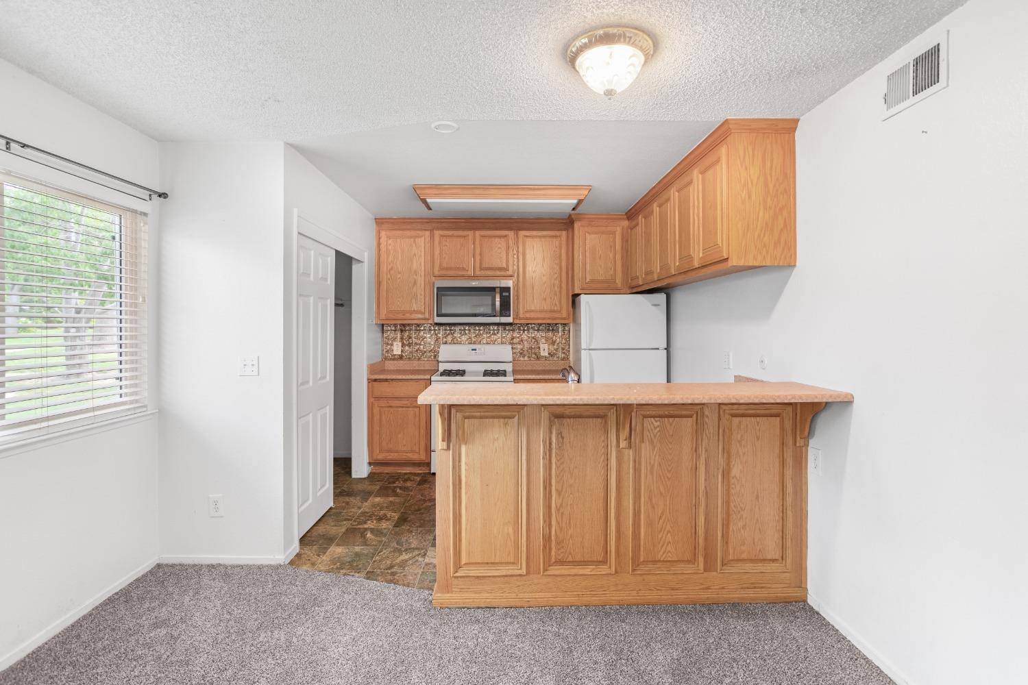 Sacramento, CA 95842,4742 Greenholme #1