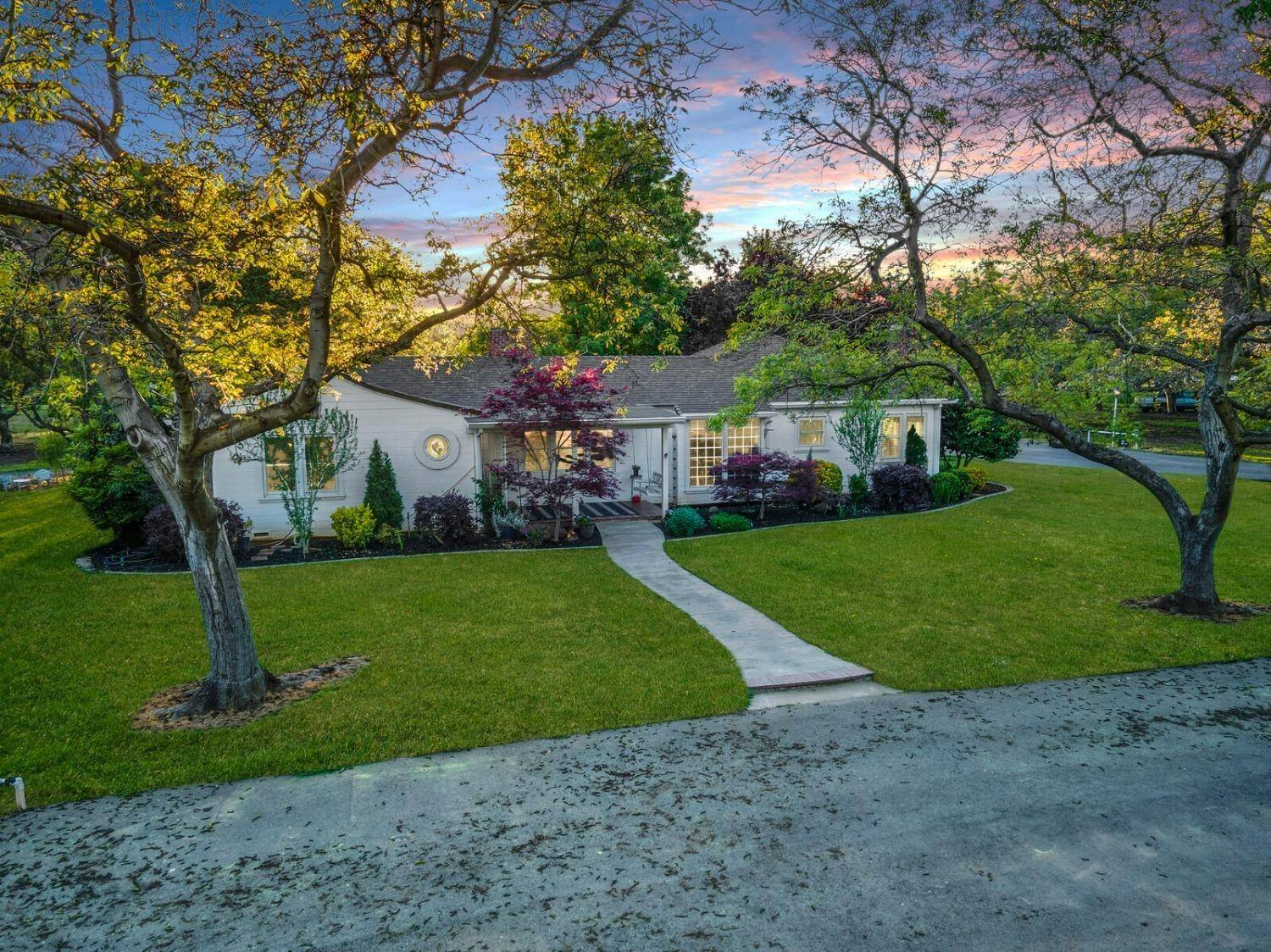 Linden, CA 95236,6747 N Wall RD