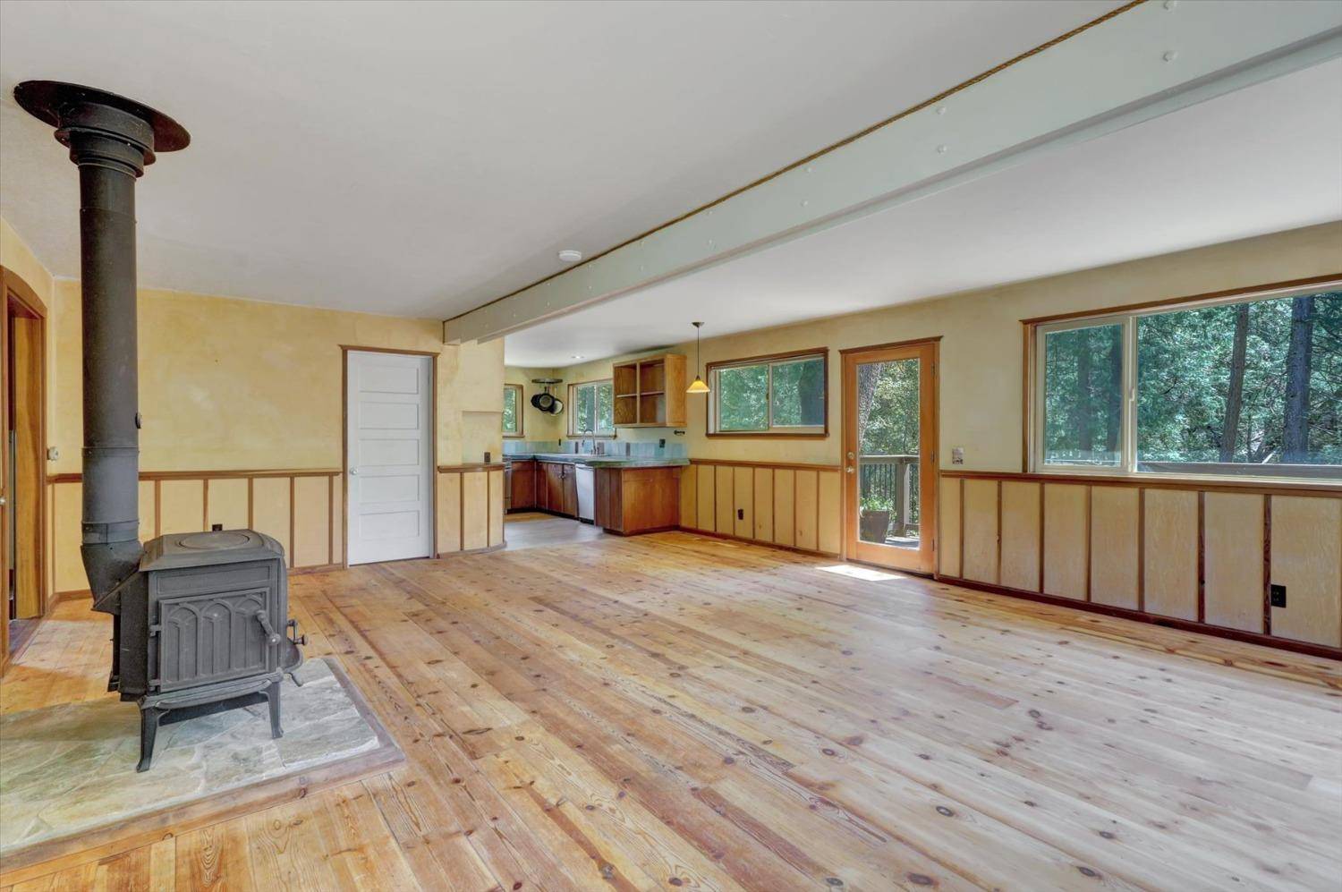 Nevada City, CA 95959,10757 Tobacco RD