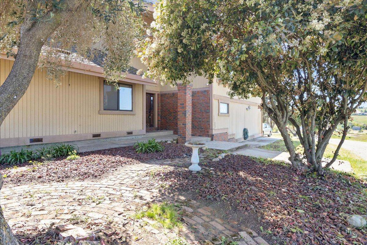 Hollister, CA 95023,115 McCary DR