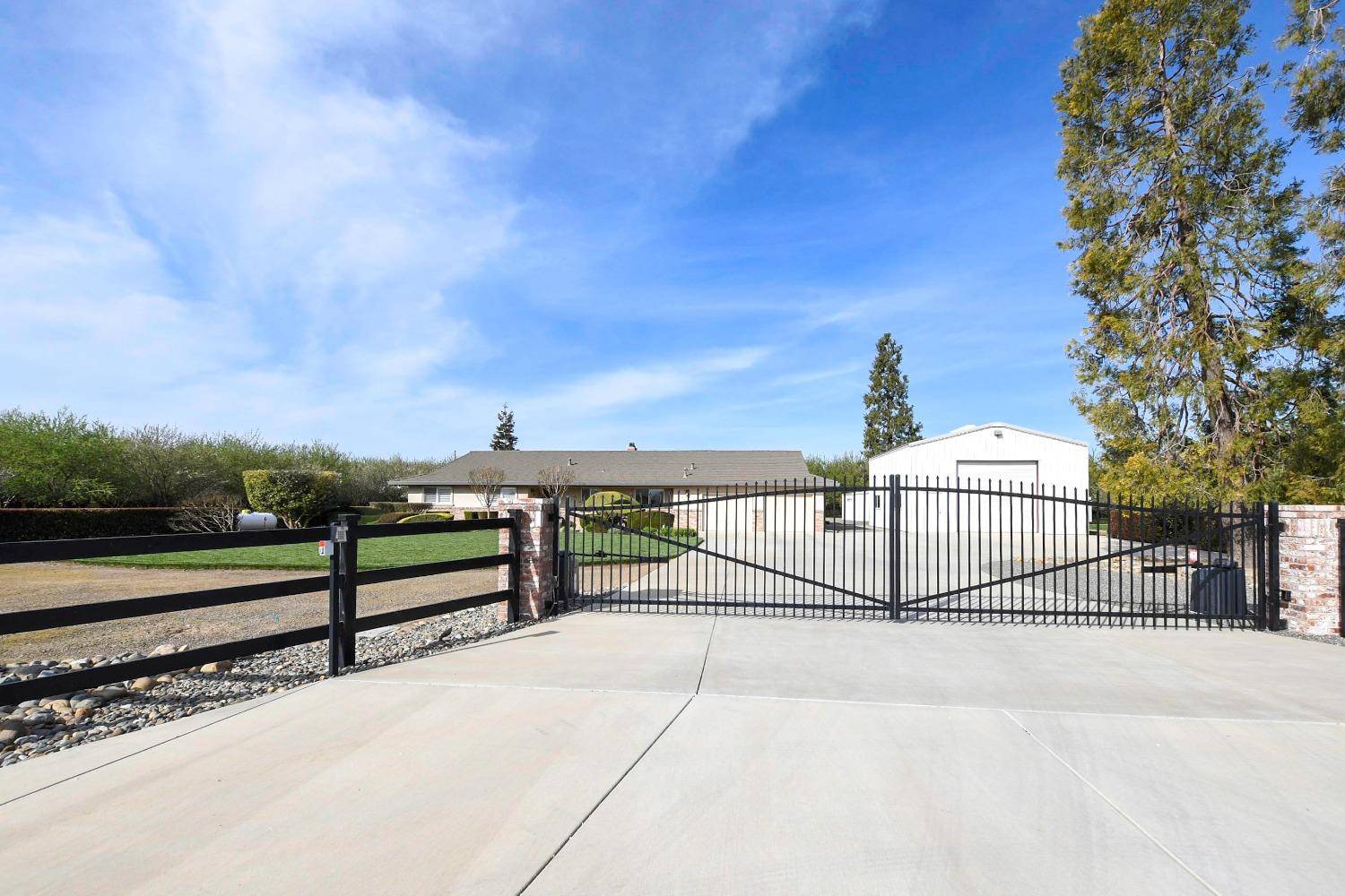 Woodland, CA 95695,16750 County Road 96B