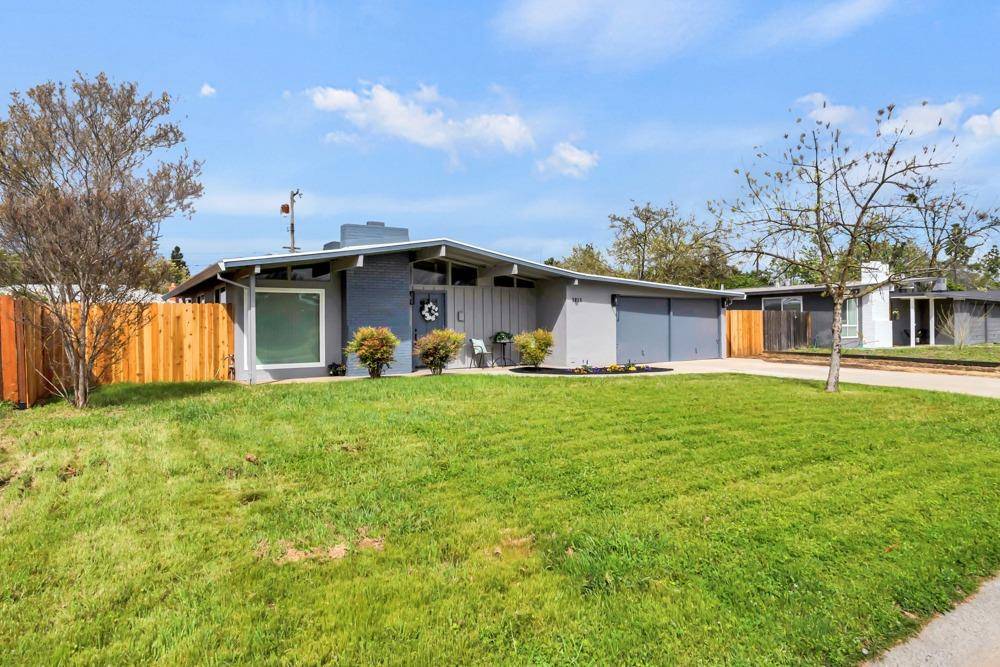 Sacramento, CA 95821,3815 Sunnyvale AVE