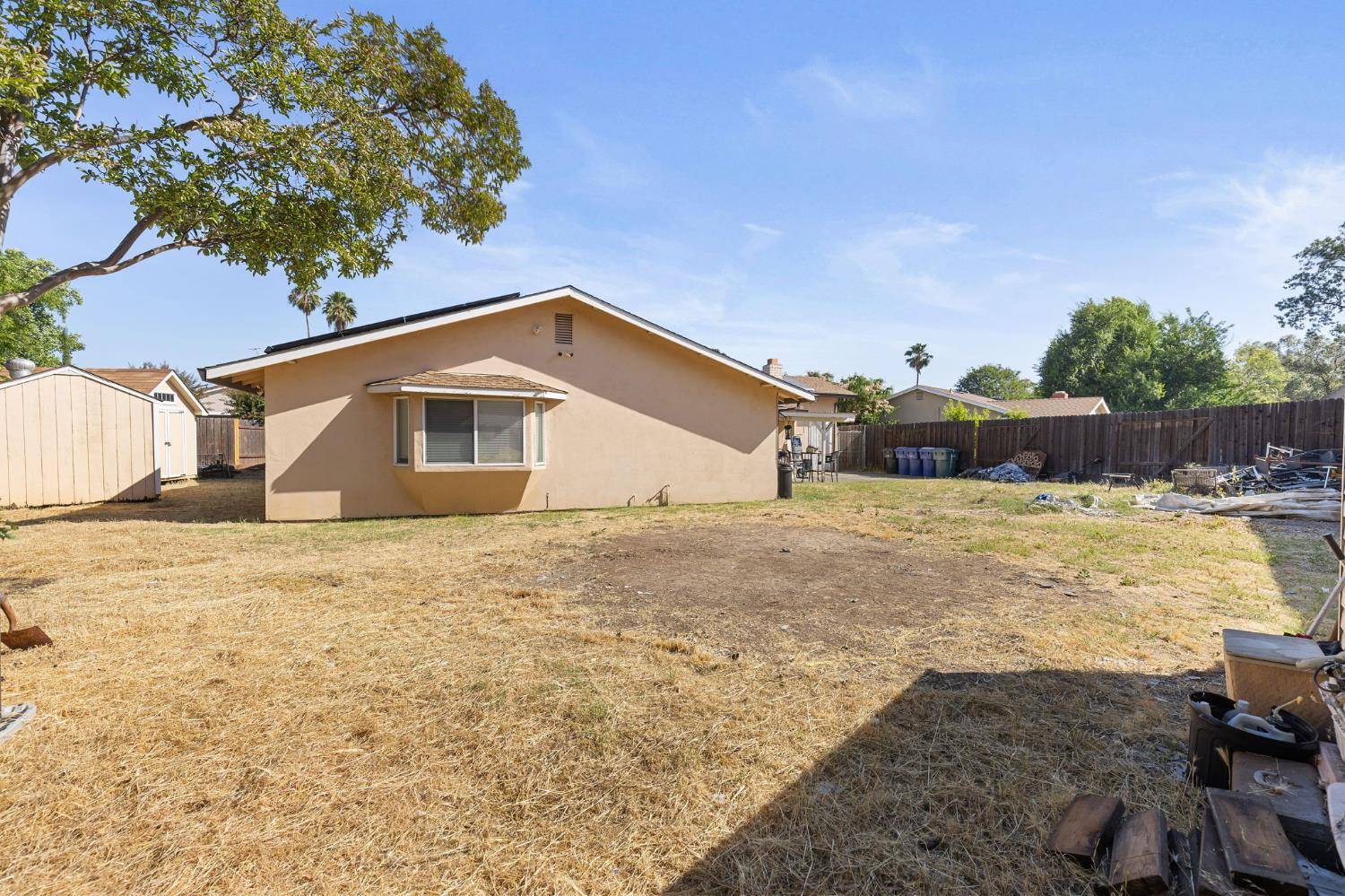 Sacramento, CA 95842,5706 Brett DR