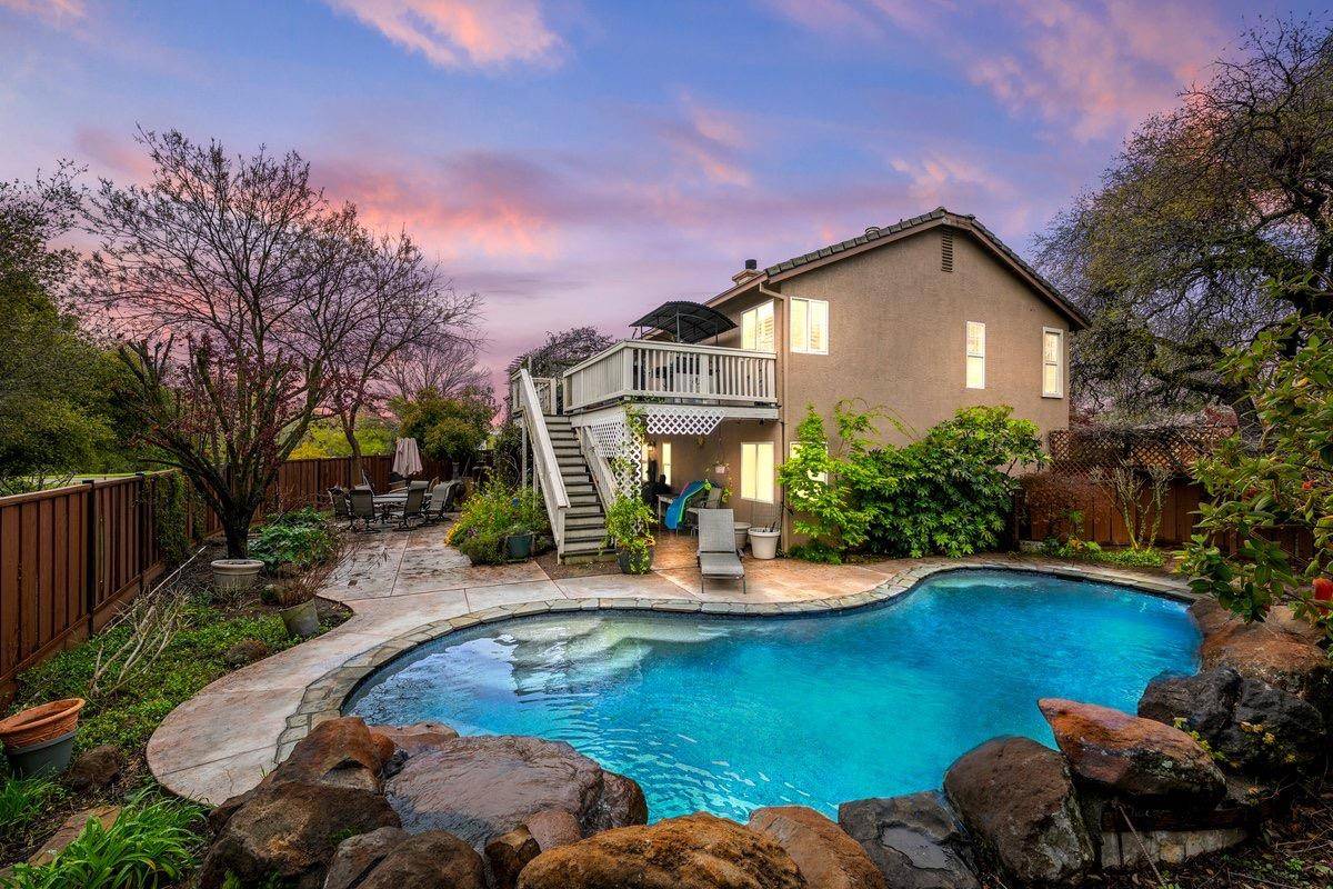 El Dorado Hills, CA 95762,2436 Summer DR